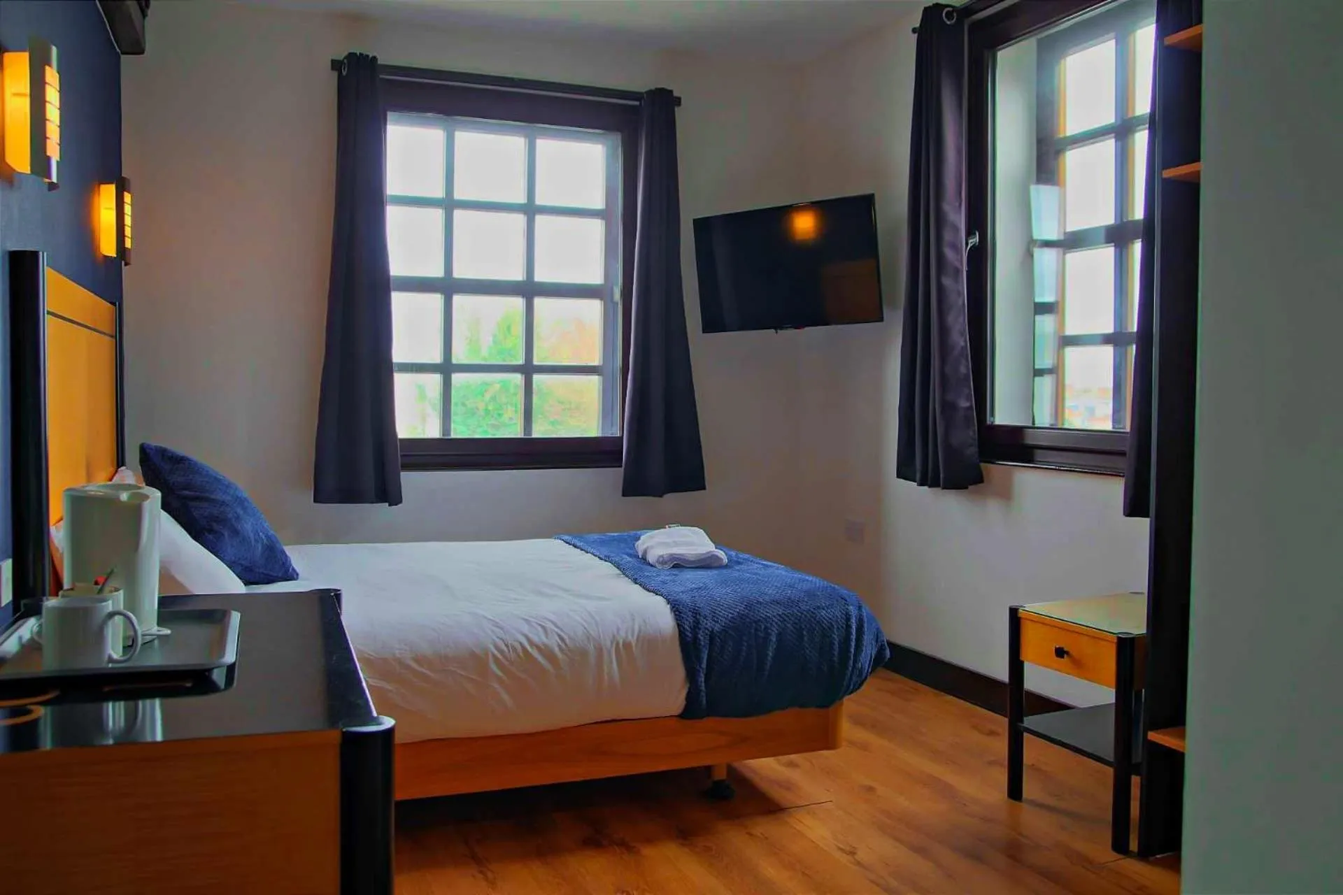 Bed in Cornmill Hotel