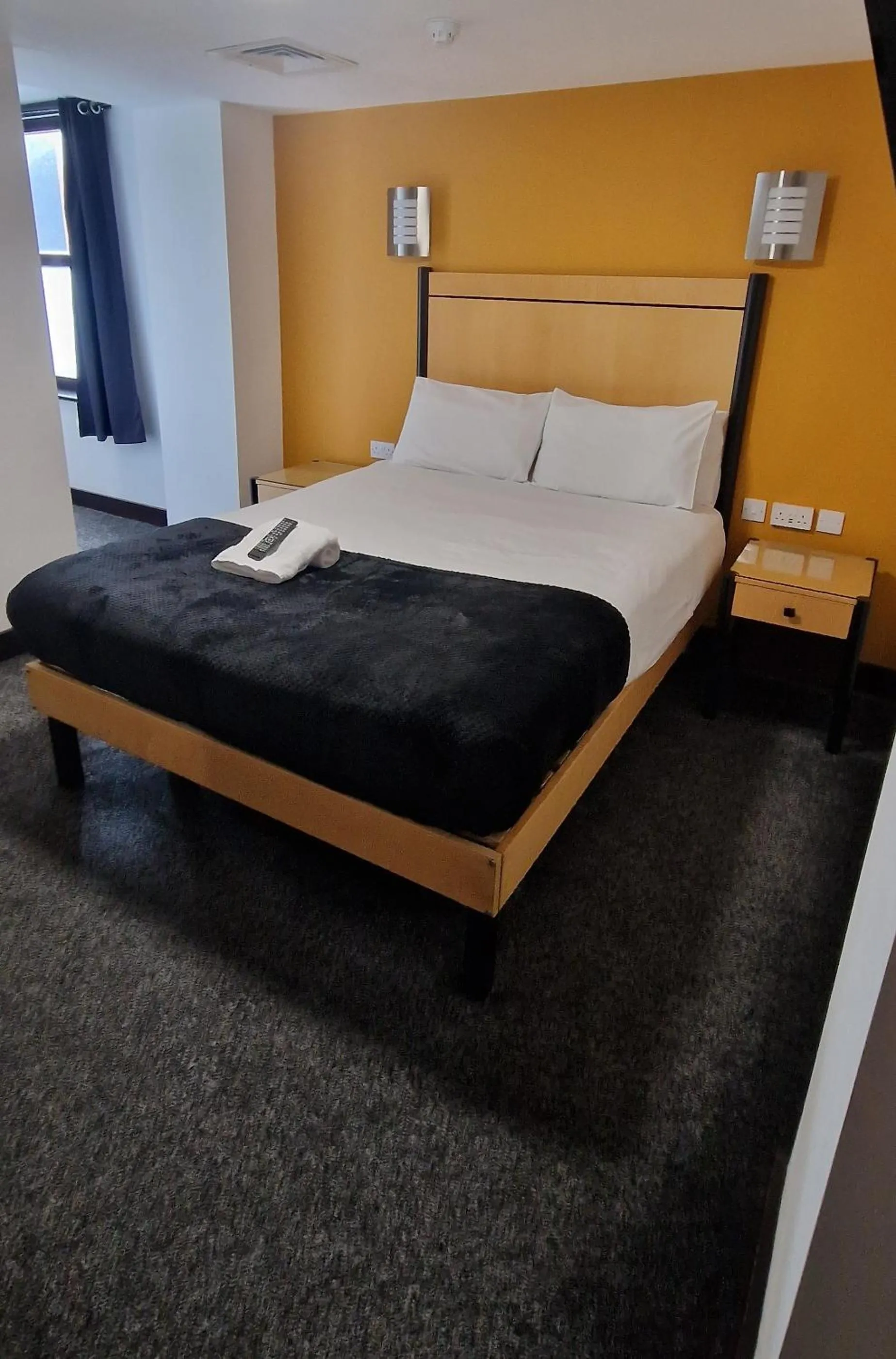 Bed in Cornmill Hotel