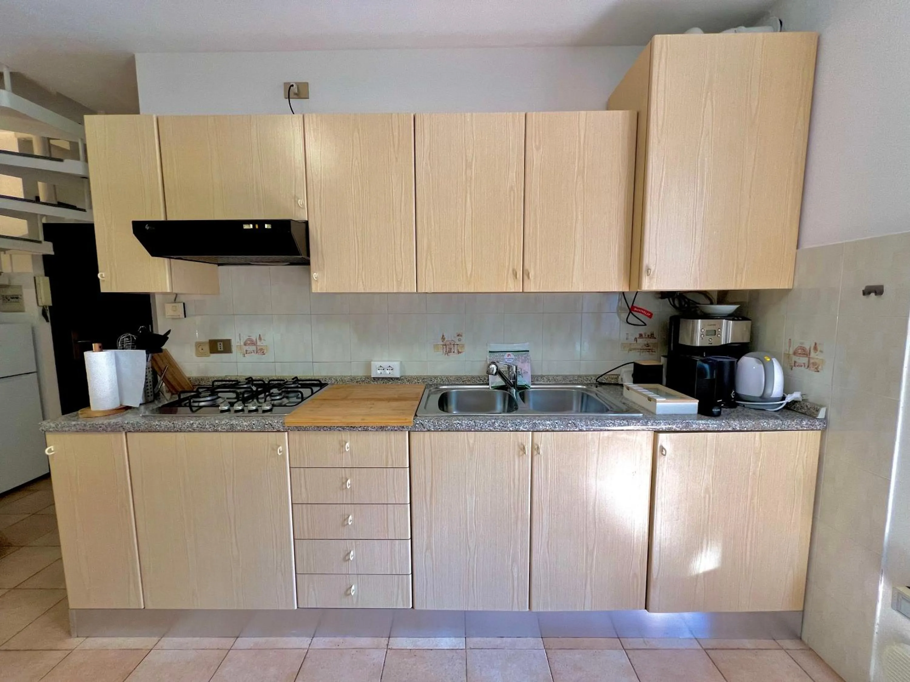 Kitchen or kitchenette in CROSINA HOLIDAY - Casa Lucia