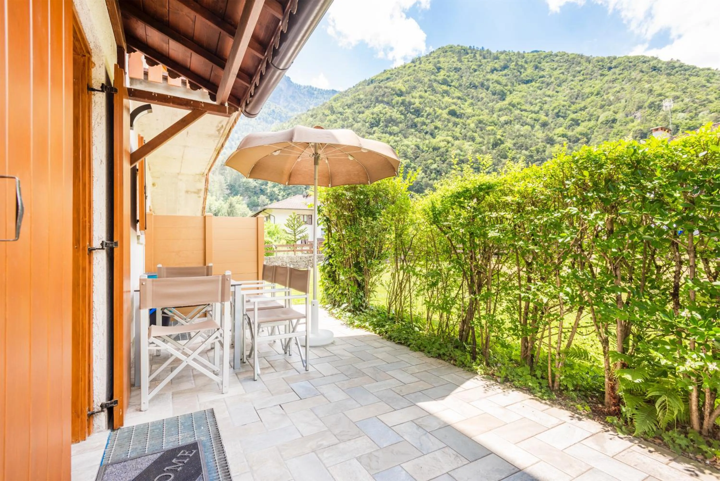 Patio in CROSINA HOLIDAY - Casa Lucia