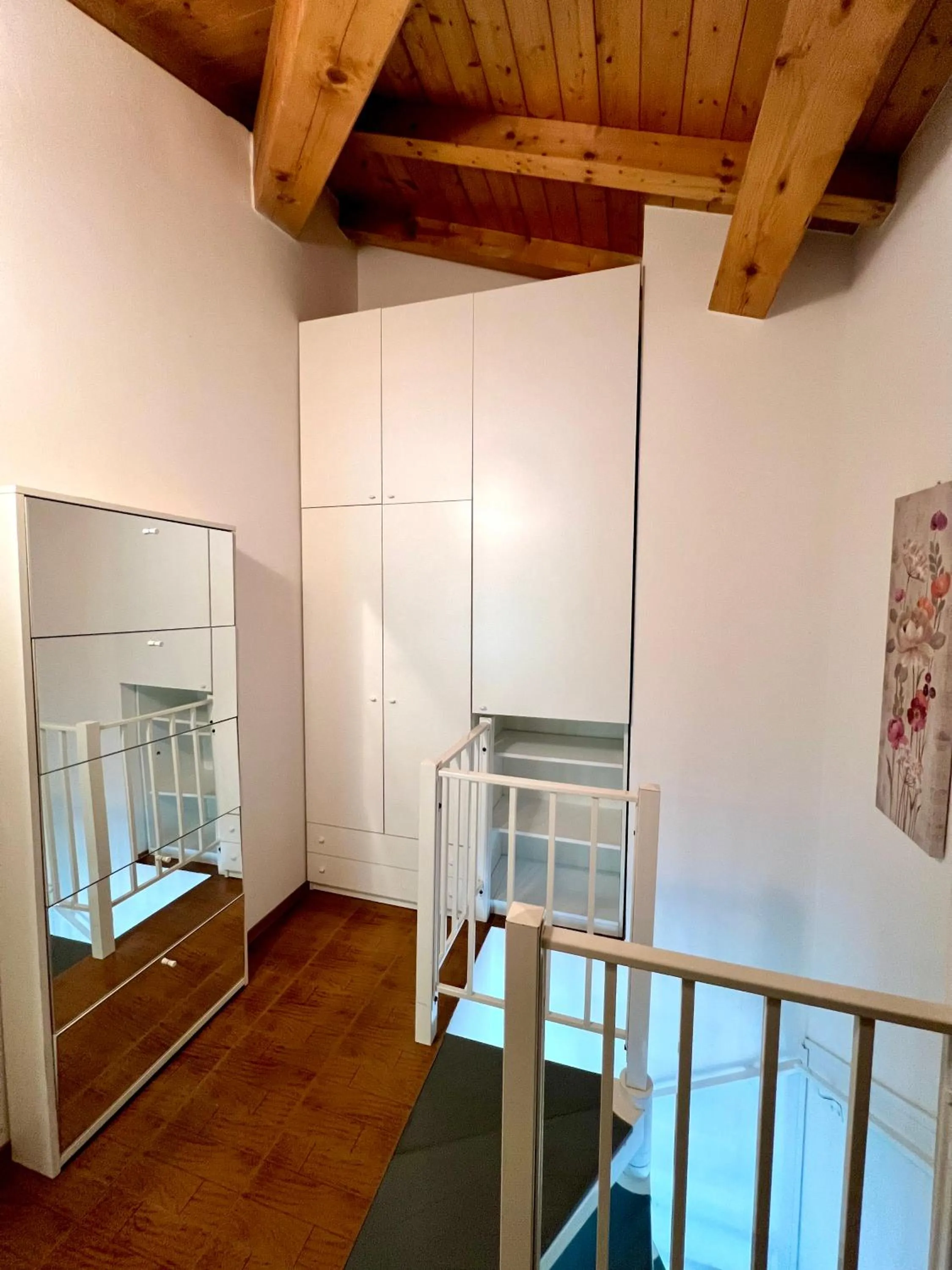 wardrobe in CROSINA HOLIDAY - Casa Lucia