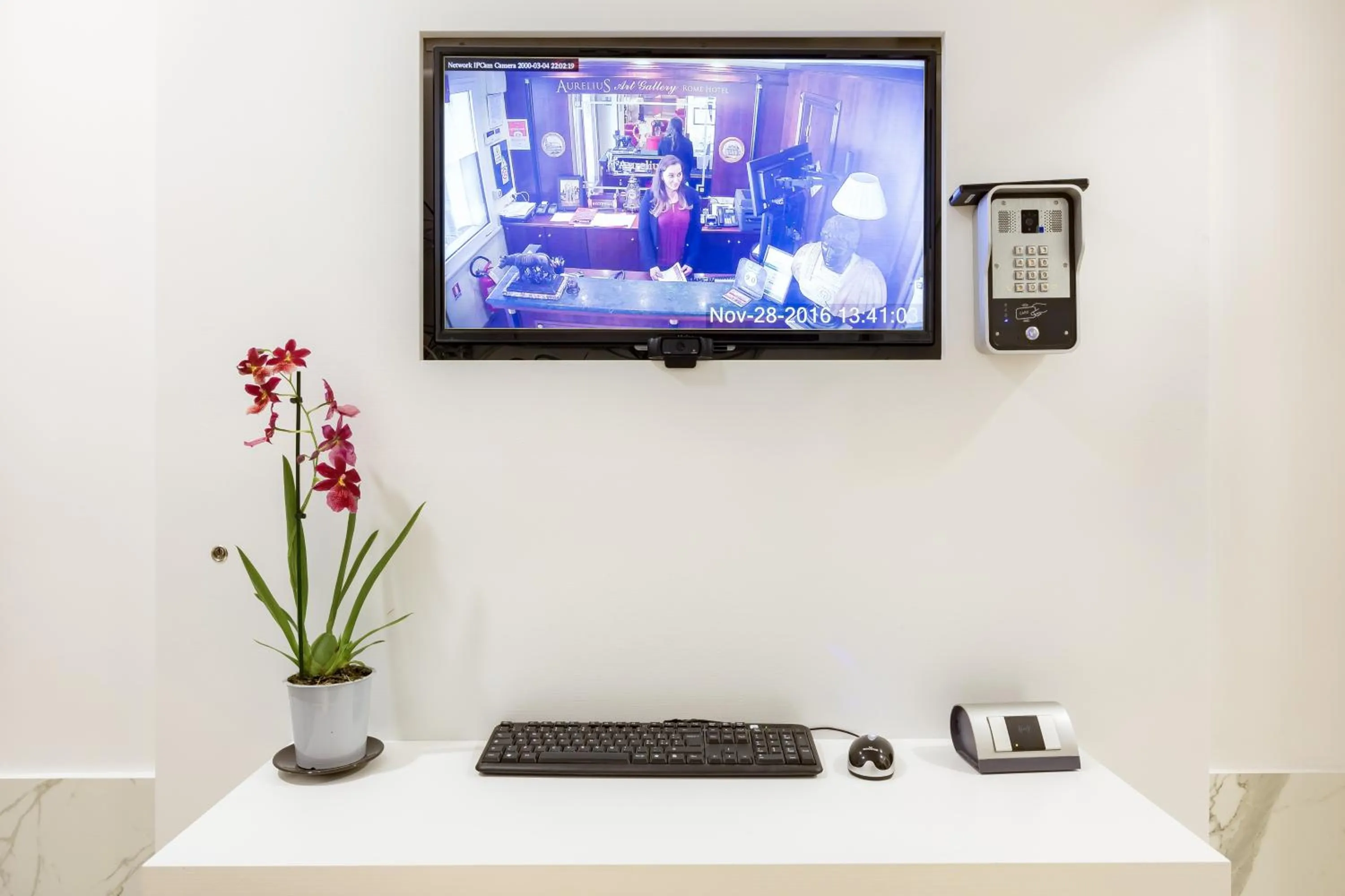 Lobby or reception in Little Aurelius