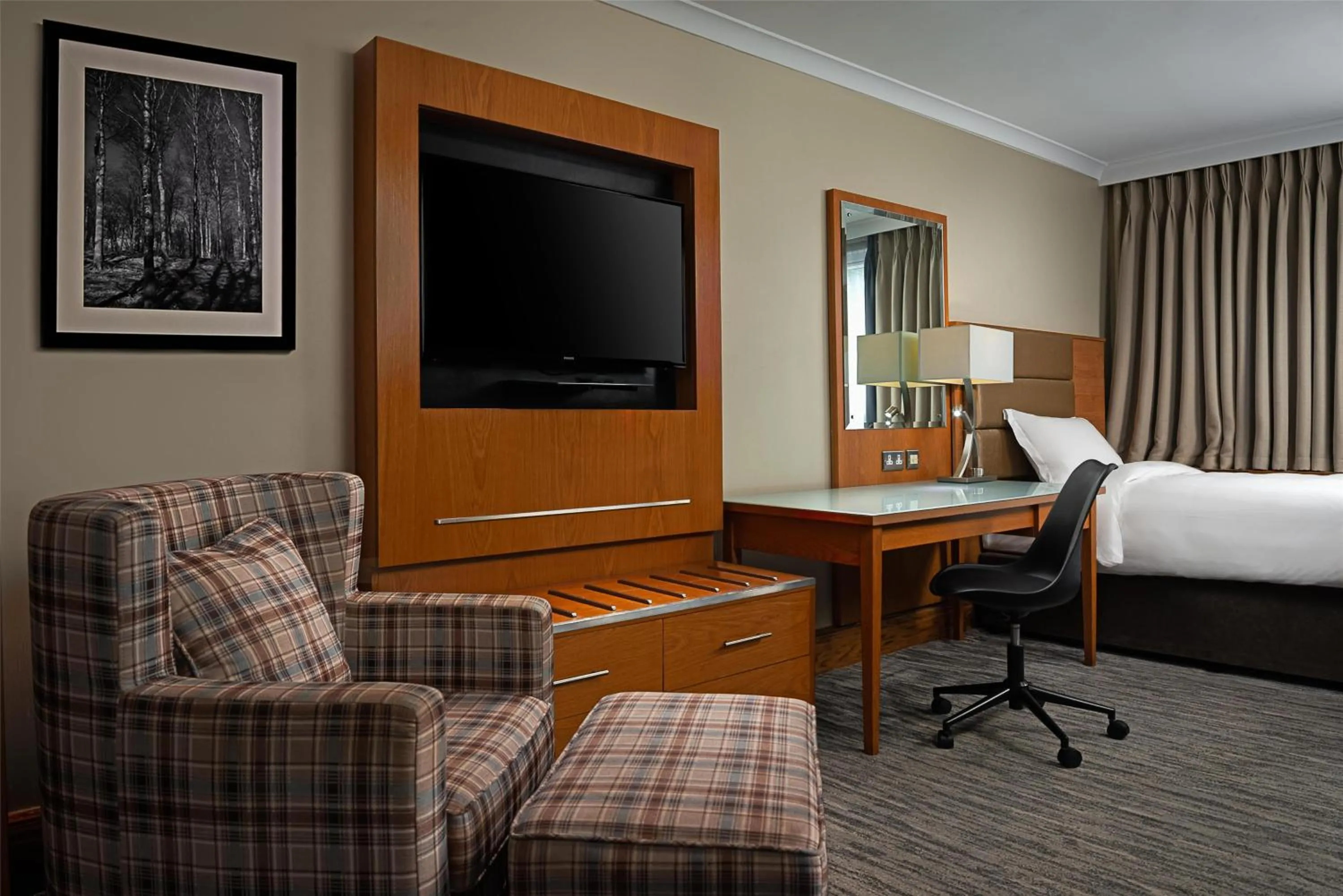 Bedroom in Radisson BLU Hotel and Spa, Limerick