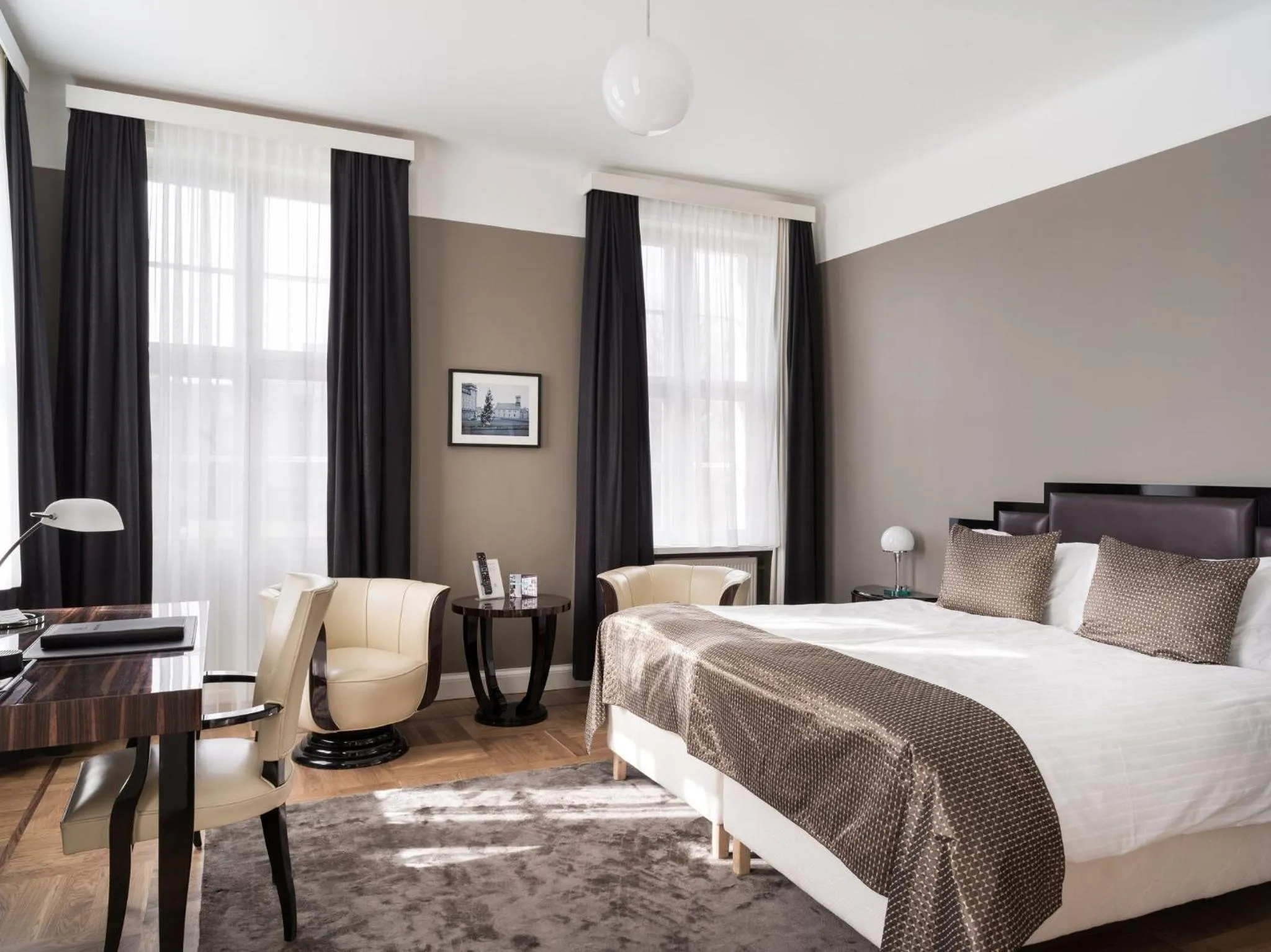 Bedroom, Bed in Hotel Borg by Keahotels