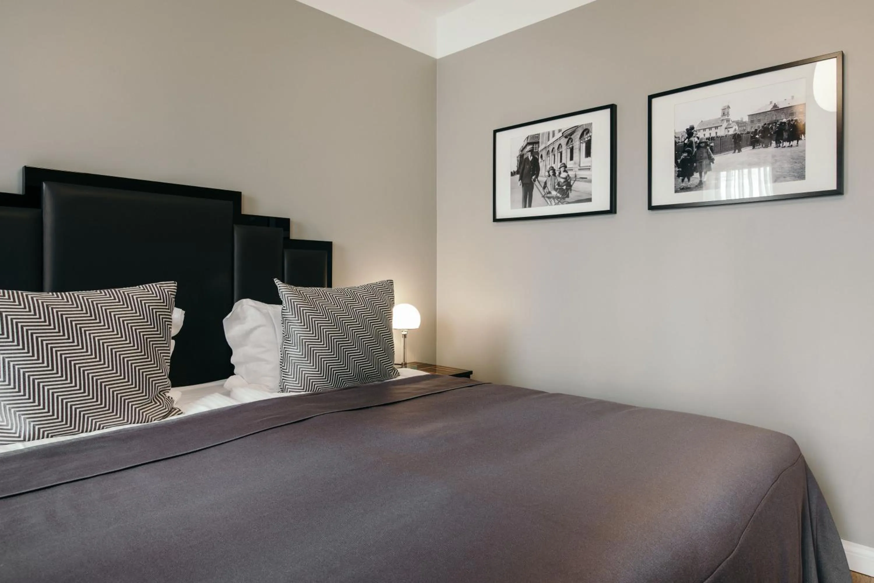 Bedroom, Bed in Hotel Borg by Keahotels