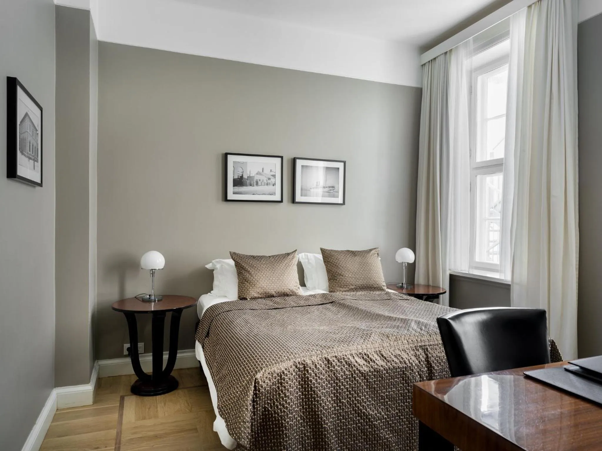 Bedroom, Bed in Hotel Borg by Keahotels