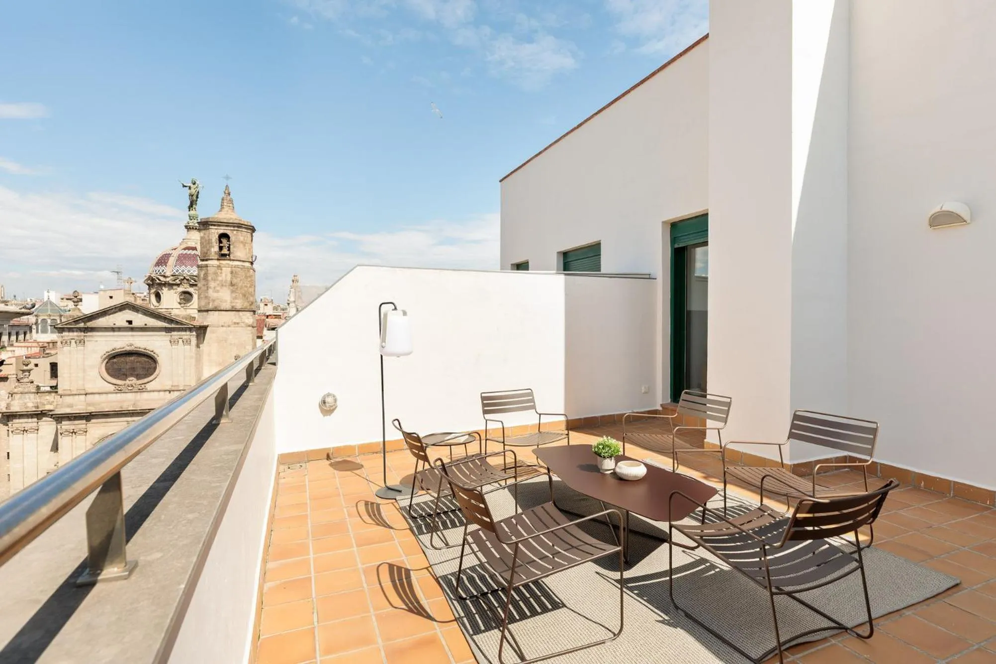 Balcony/Terrace in Ola Living Merce