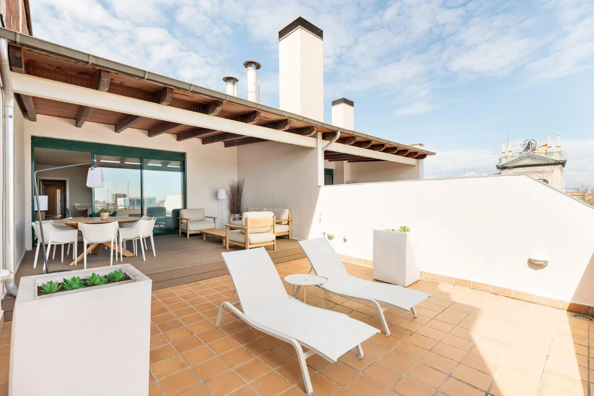 Balcony/Terrace in Ola Living Merce