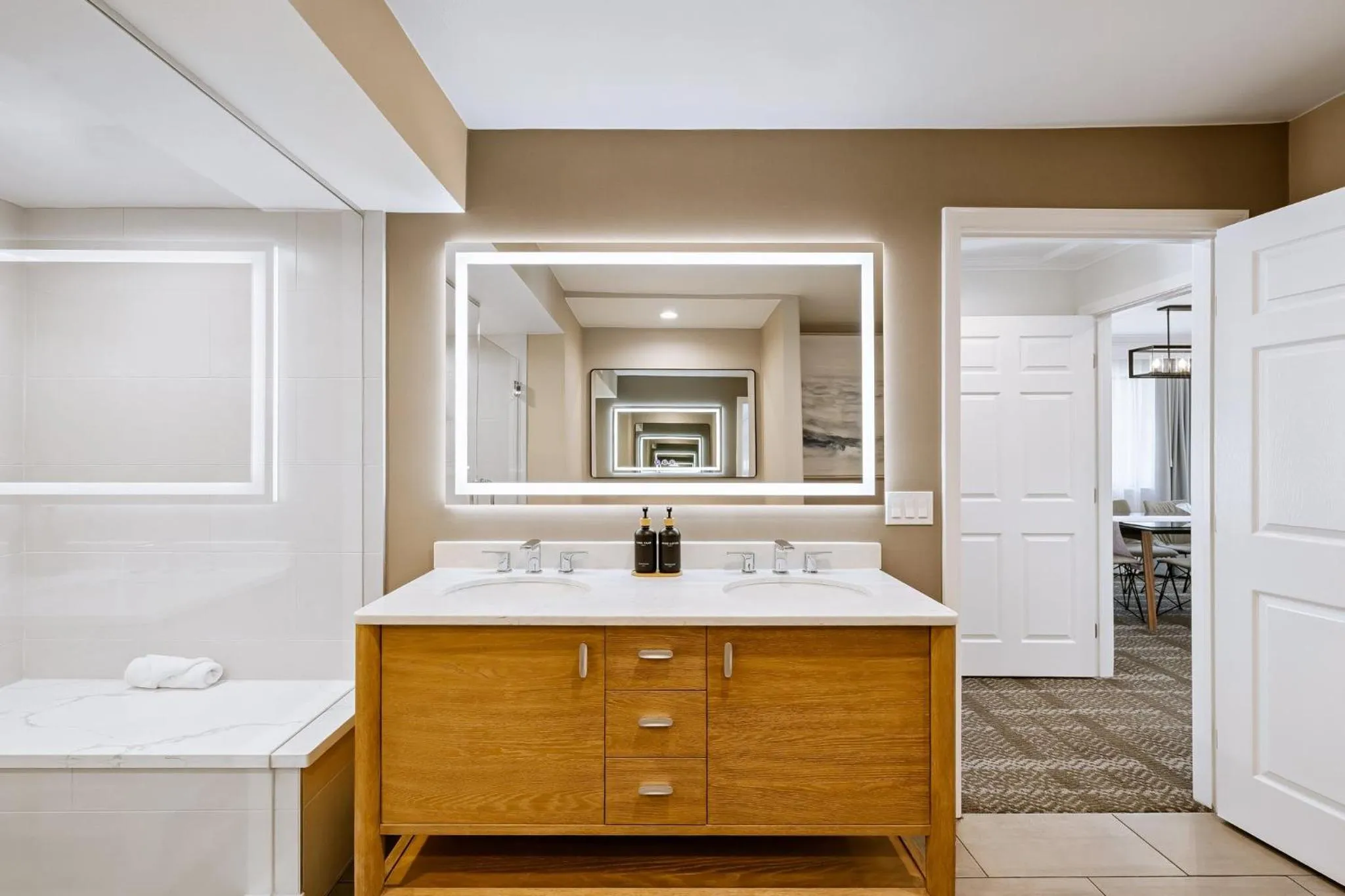 Bathroom in Staybridge Suites Oxnard - River Ridge by IHG