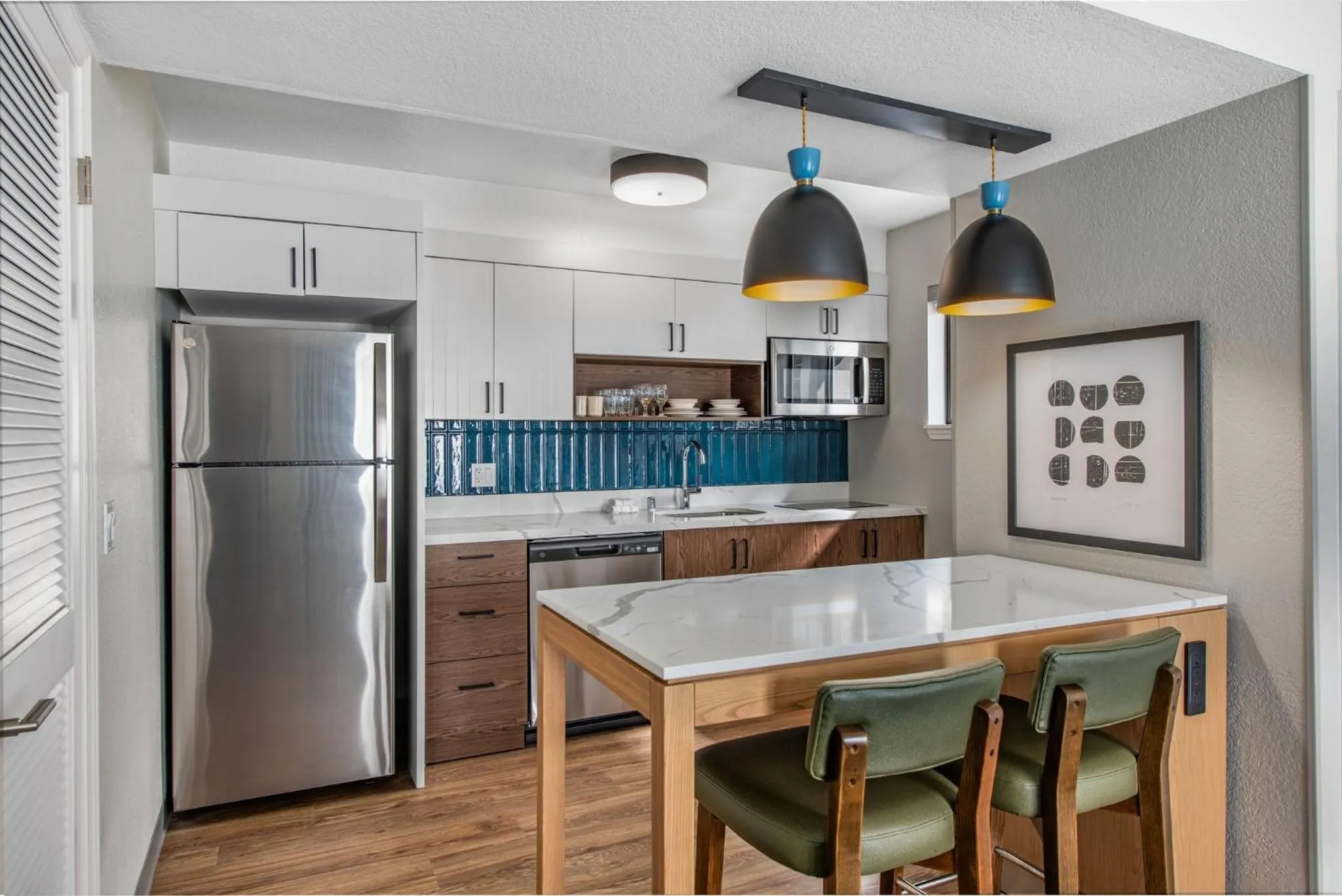 Photo of the whole room in Staybridge Suites Oxnard - River Ridge by IHG