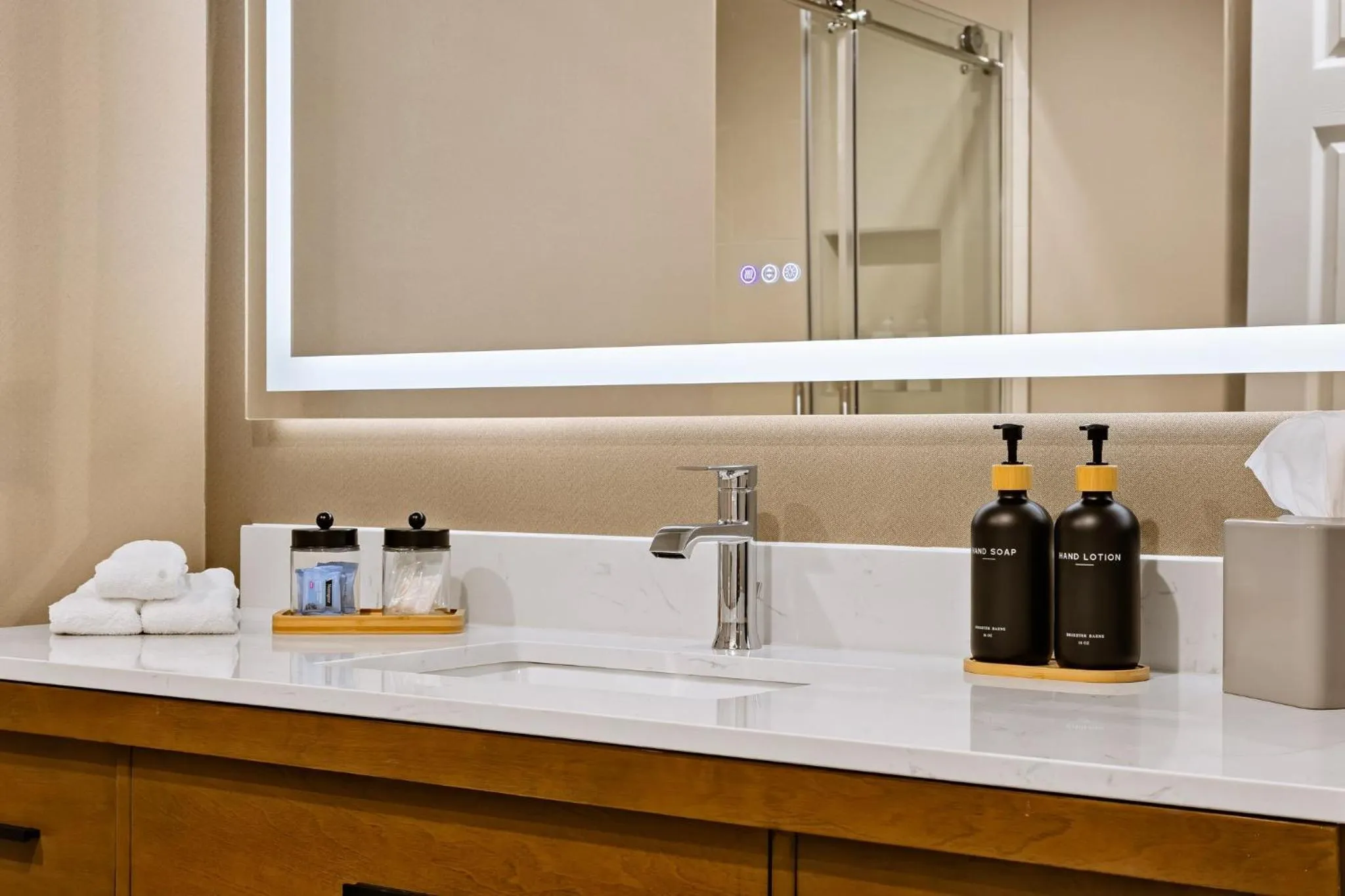 Bathroom in Staybridge Suites Oxnard - River Ridge by IHG