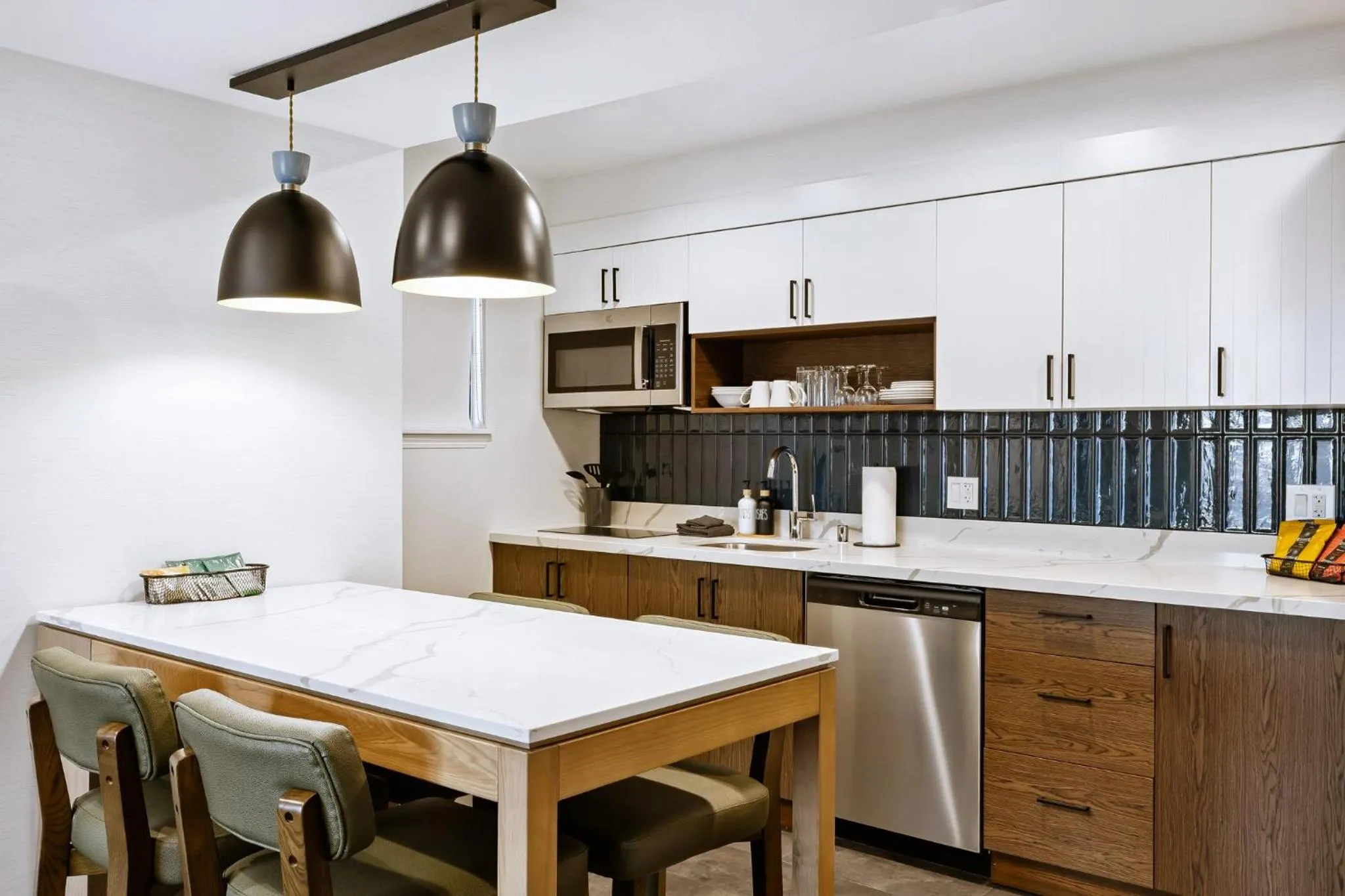 Photo of the whole room in Staybridge Suites Oxnard - River Ridge by IHG