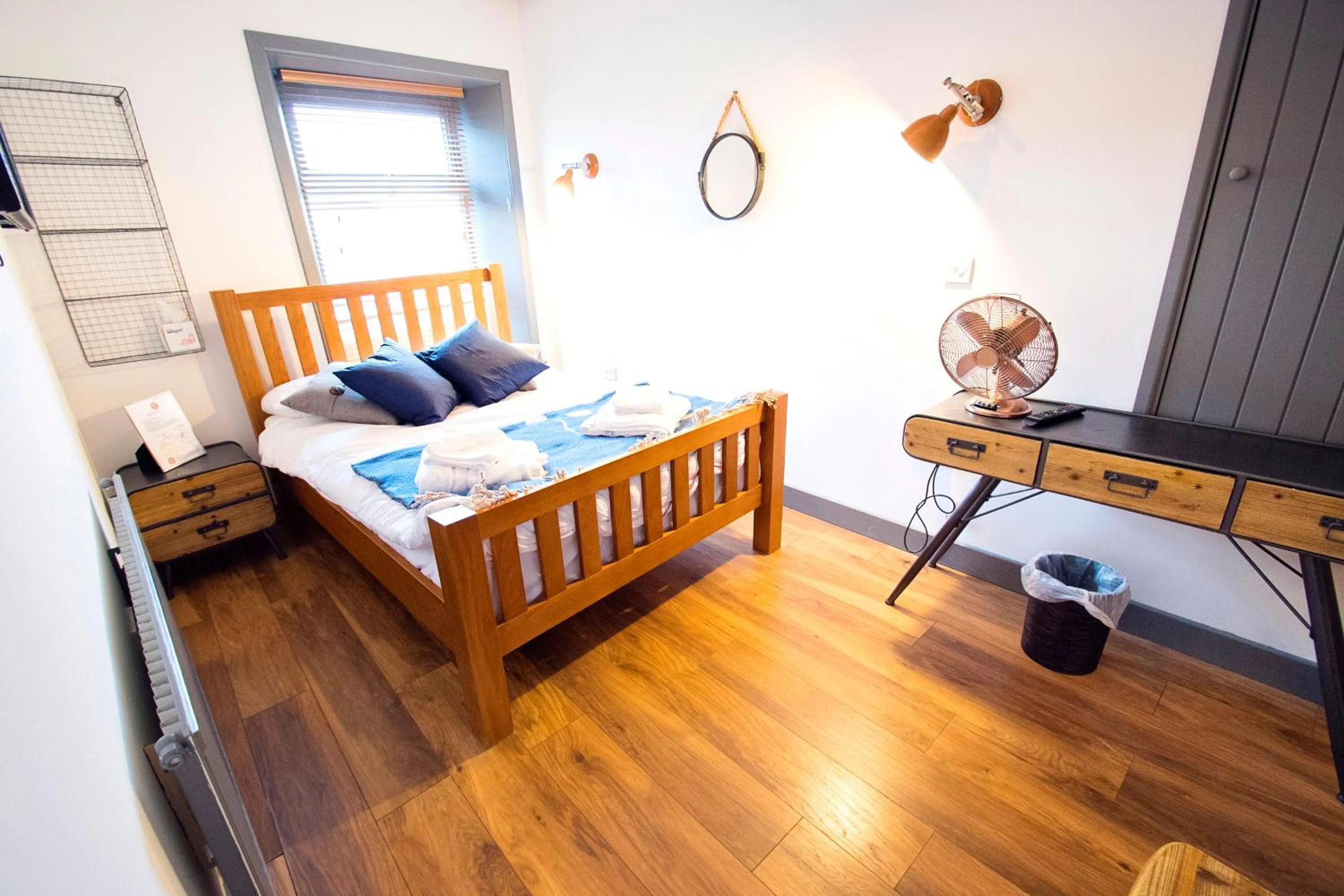 Bed in Nik The Greek