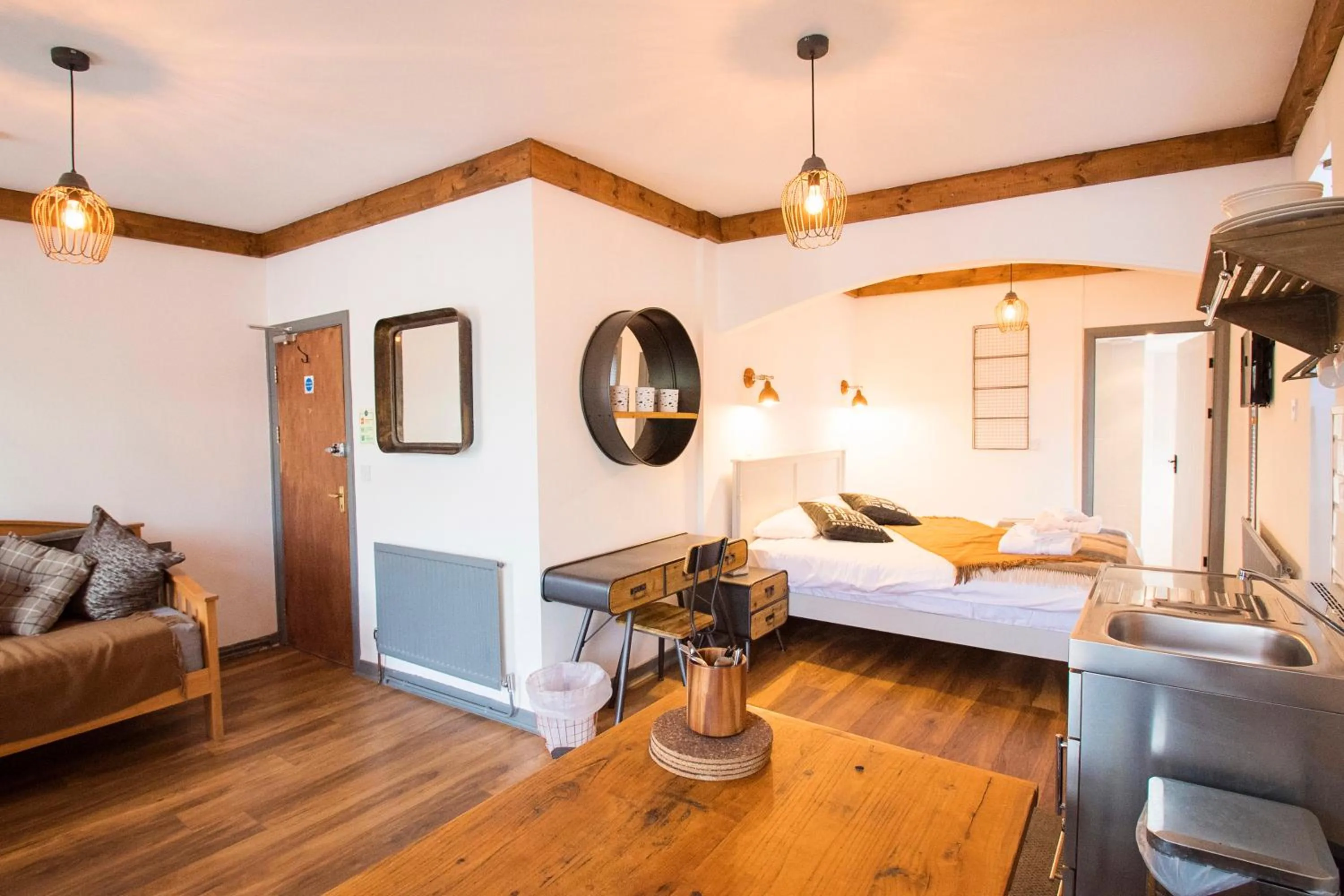 Bed in Nik The Greek