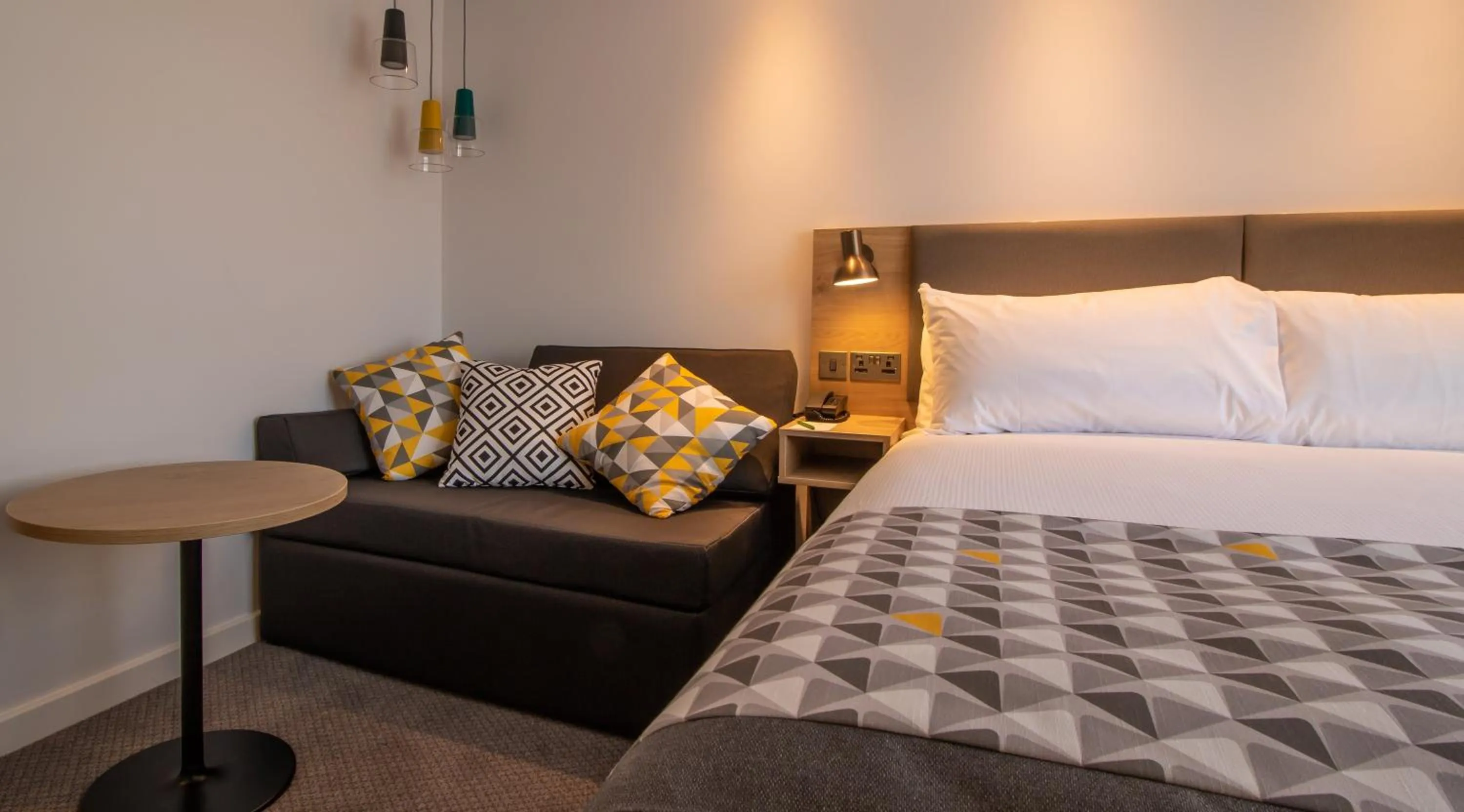 Photo of the whole room, Bed in Holiday Inn - Leicester - Wigston by IHG