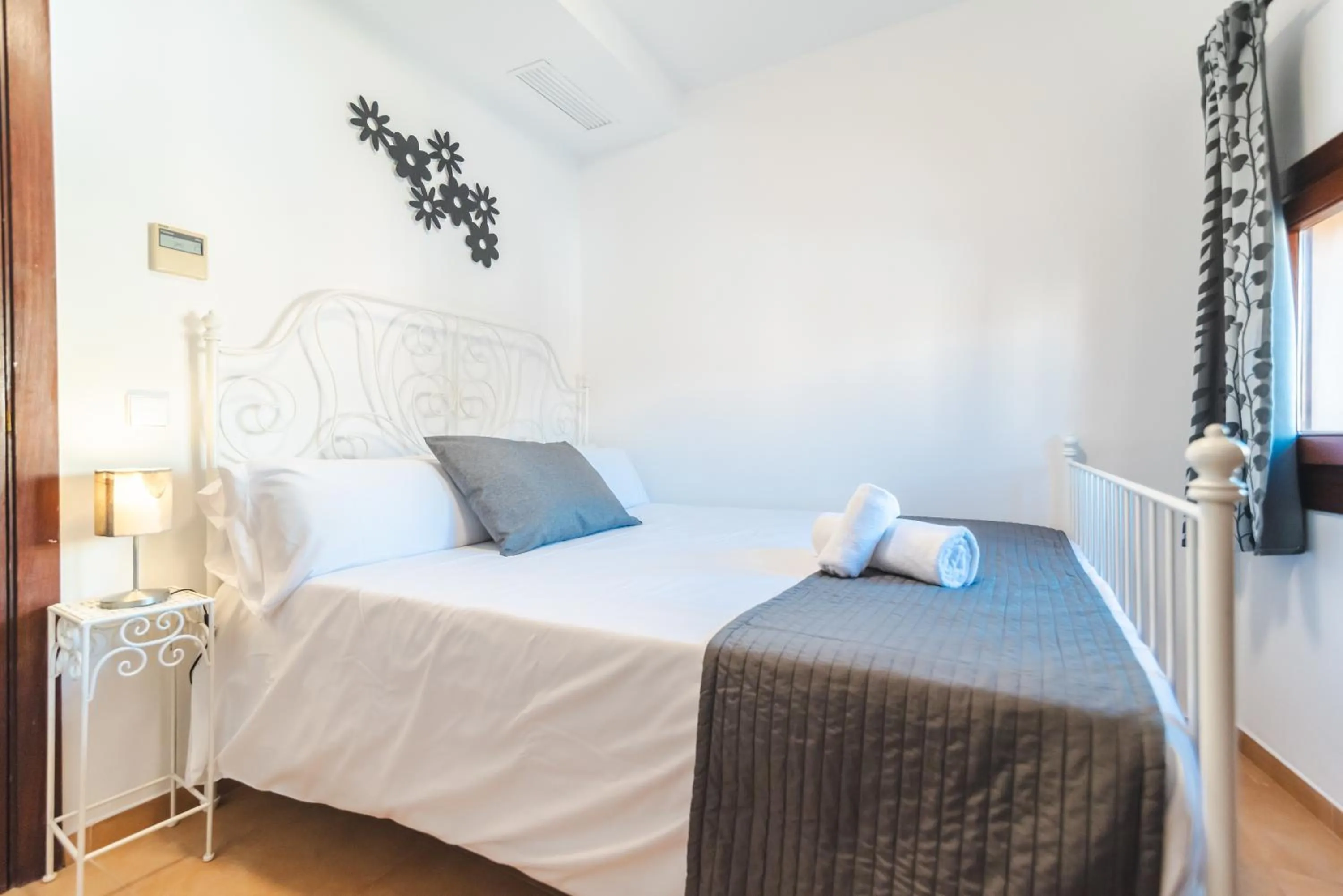 Bed in Borne Suites - Turismo de Interior