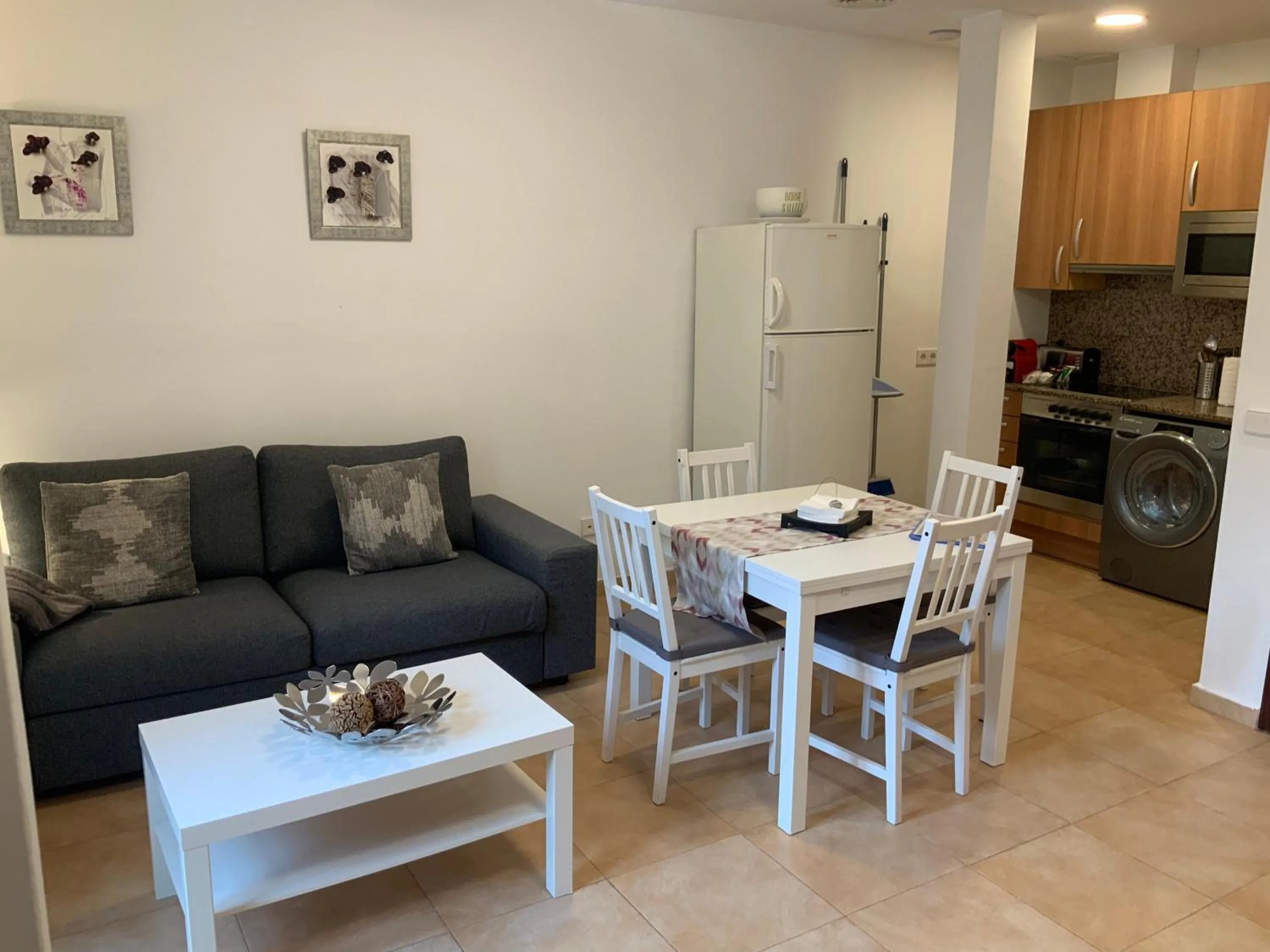 Coffee/tea facilities in Borne Suites - Turismo de Interior