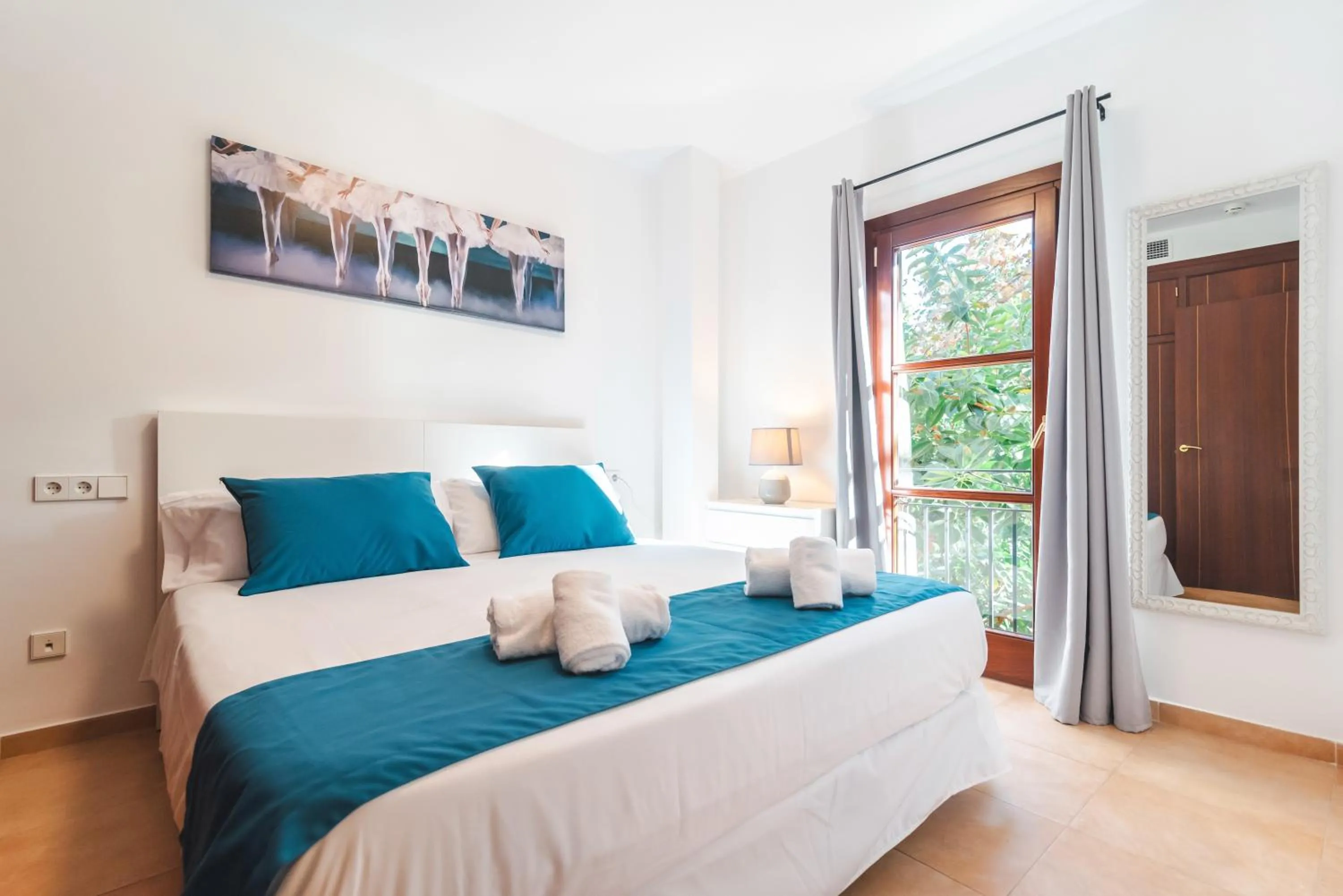 Bed in Borne Suites - Turismo de Interior