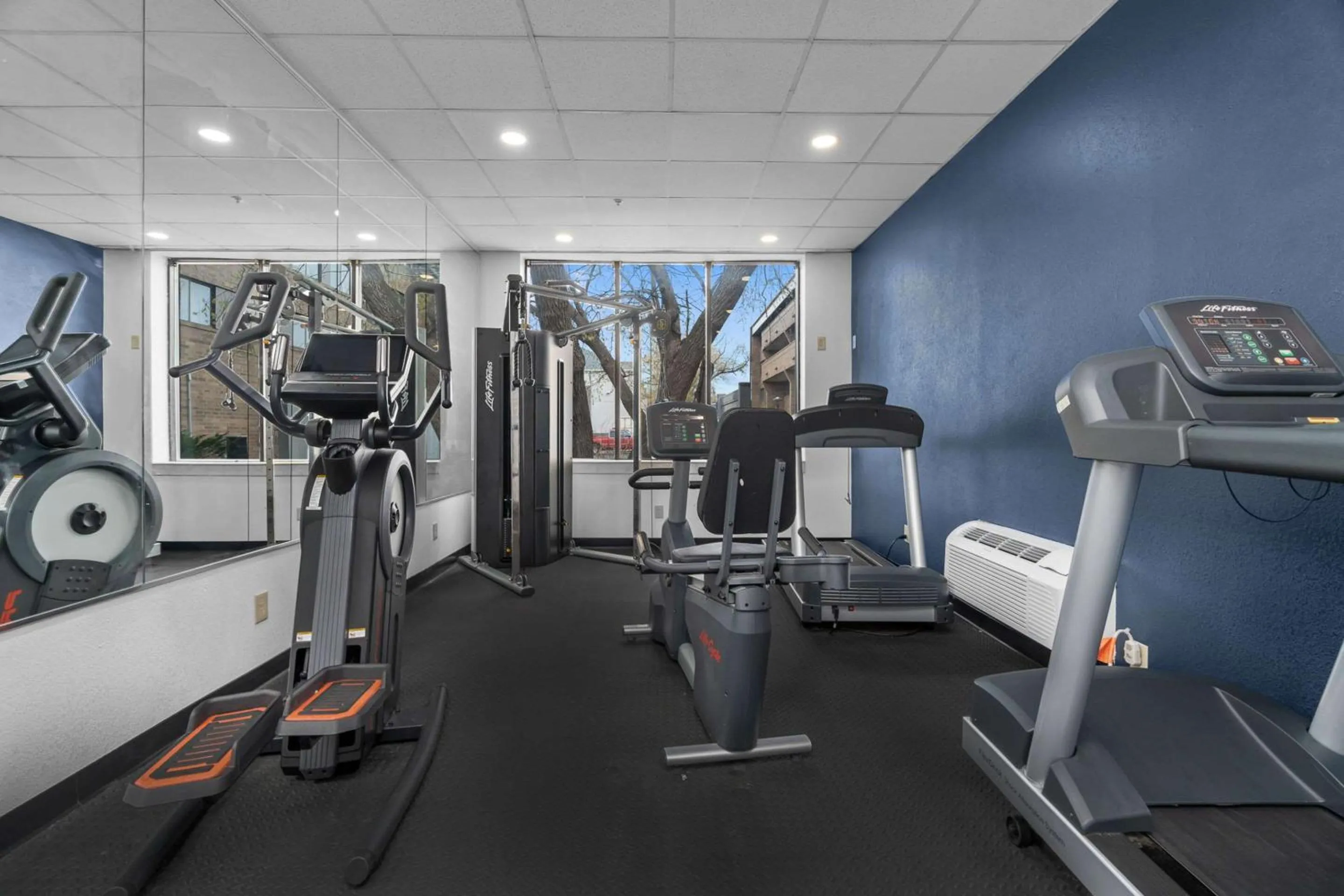Fitness centre/facilities in Quality Inn & Suites Mall of America - MSP Airport