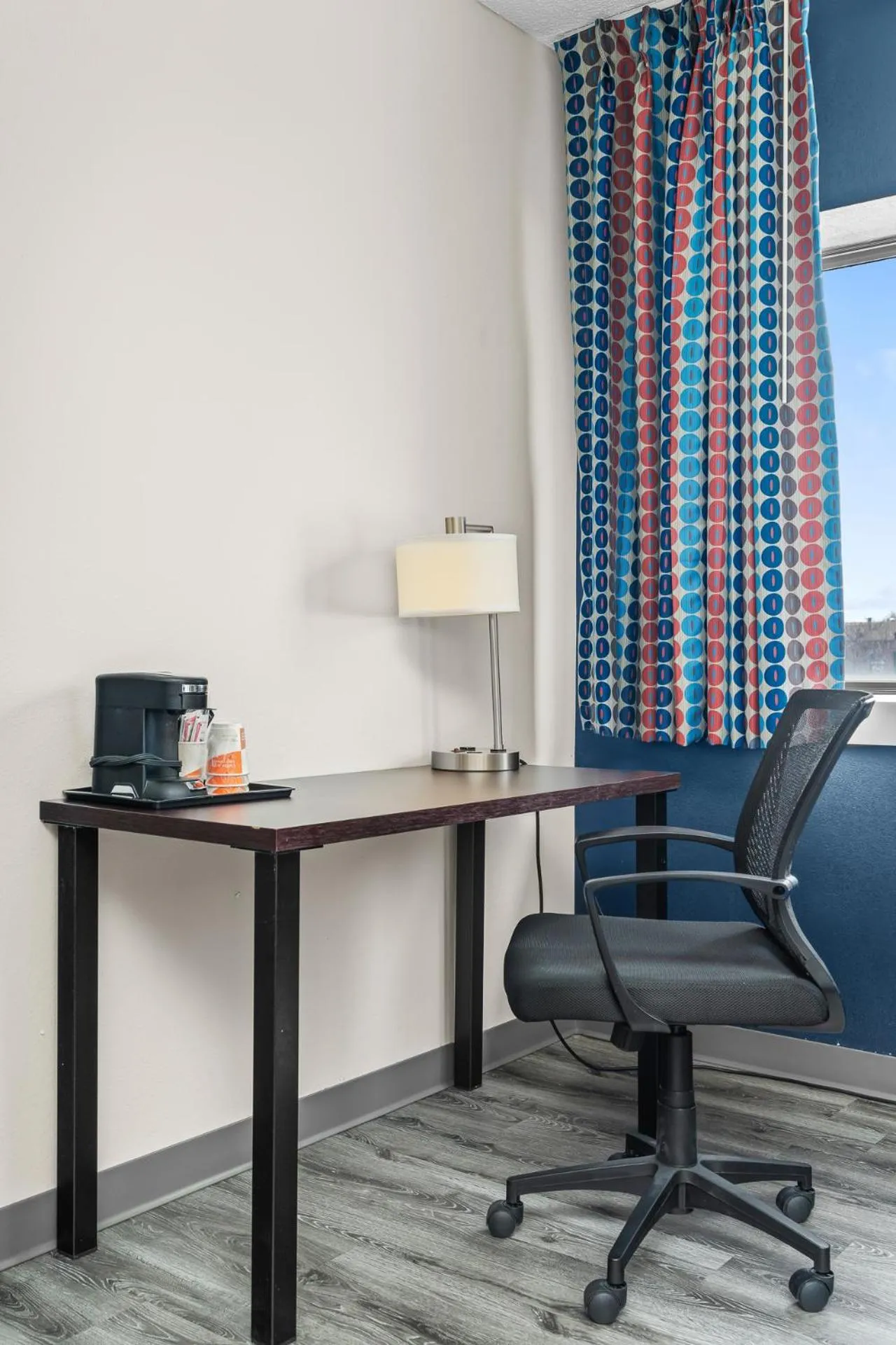 hair dresser in Quality Inn & Suites Mall of America - MSP Airport