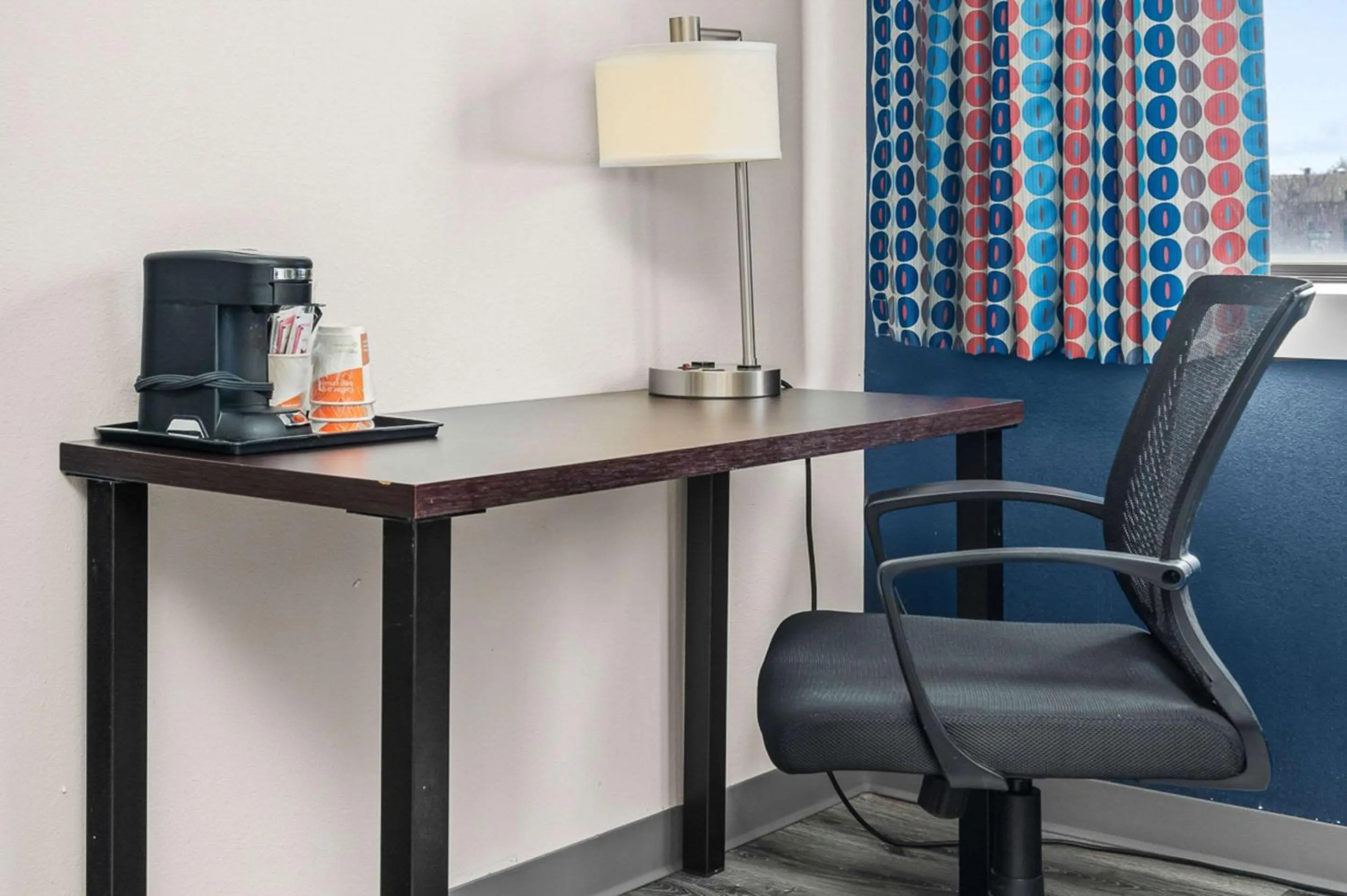 Bedroom in Quality Inn & Suites Mall of America - MSP Airport