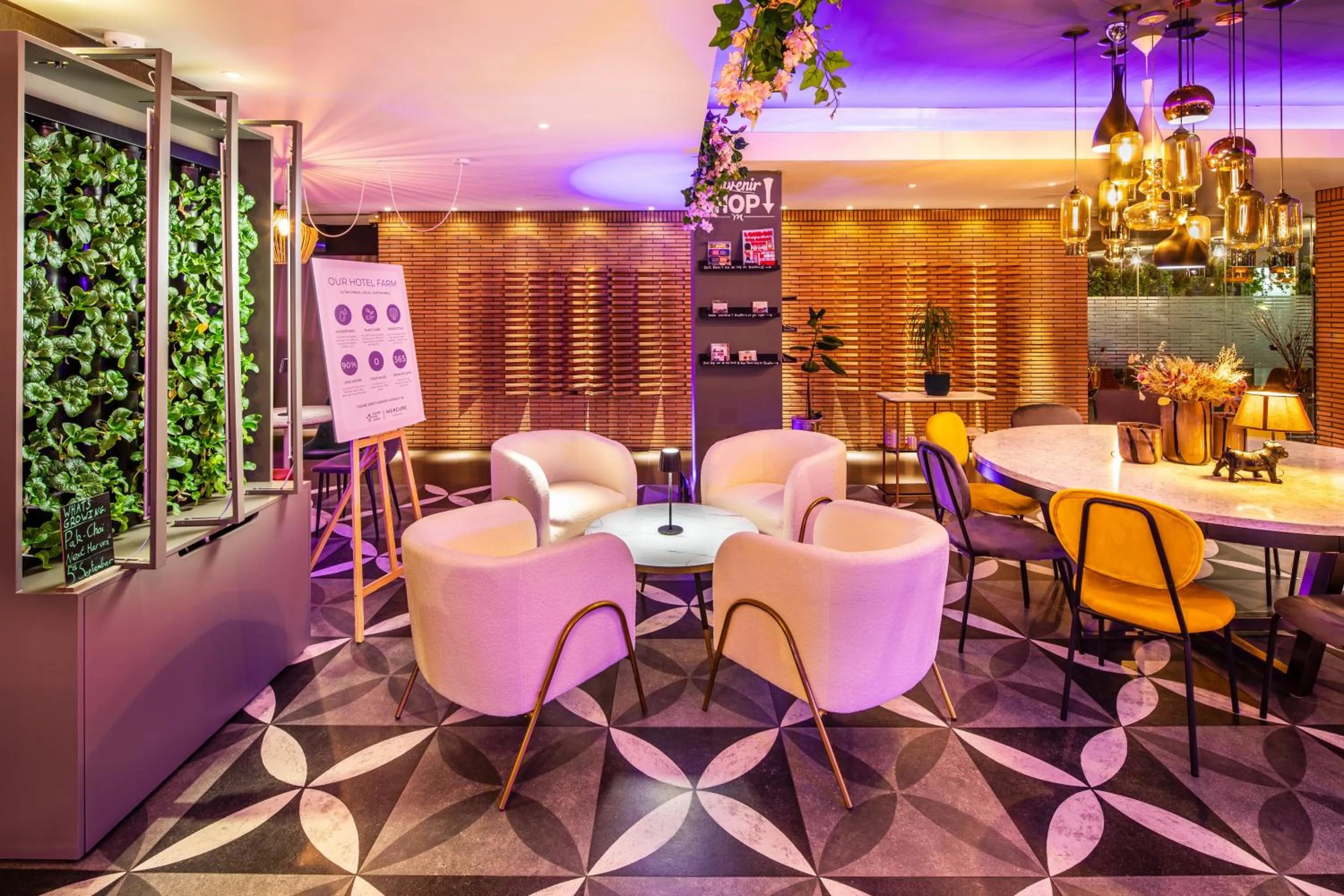 Garden in Mercure London Bridge