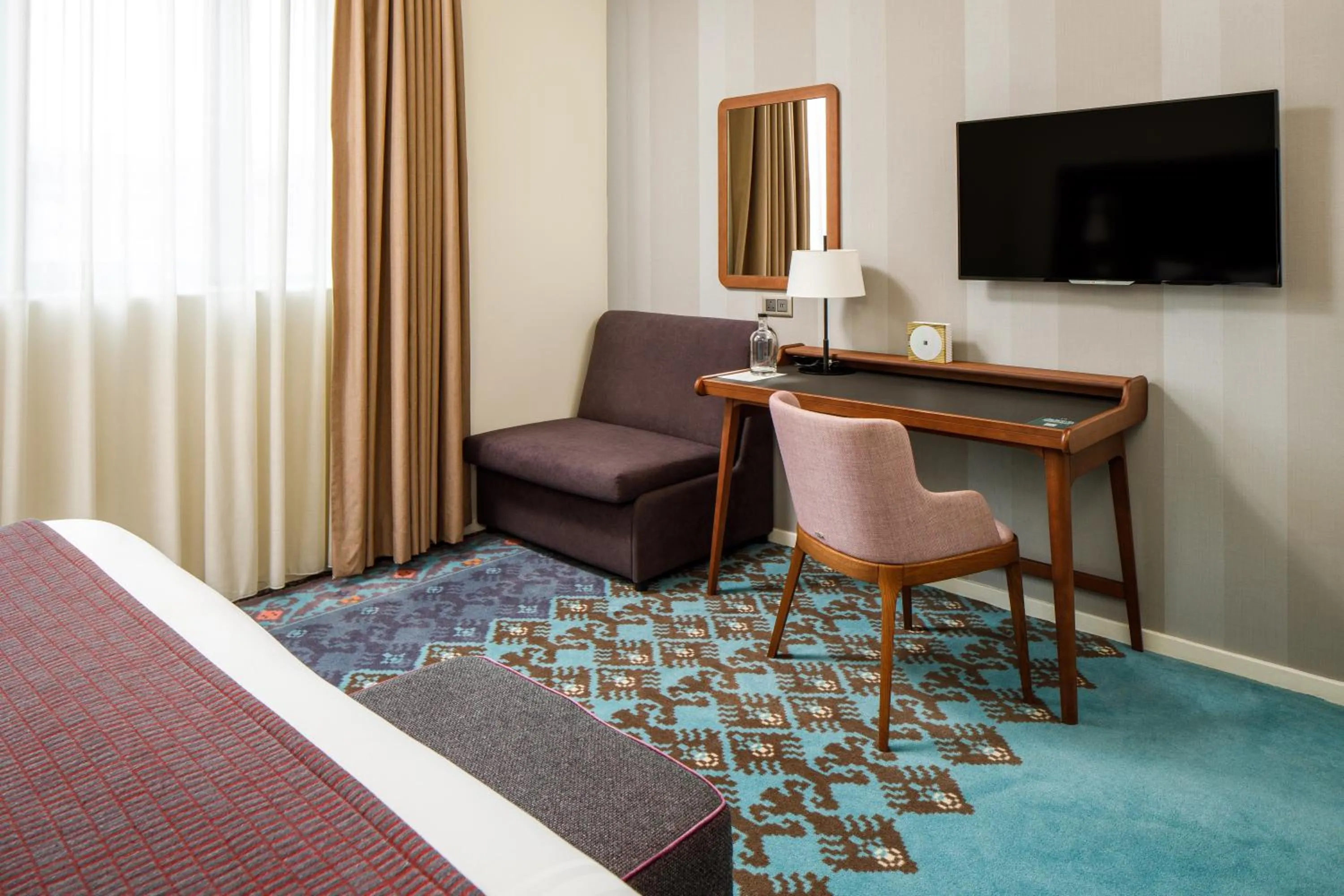 Bed in Mercure London Bridge