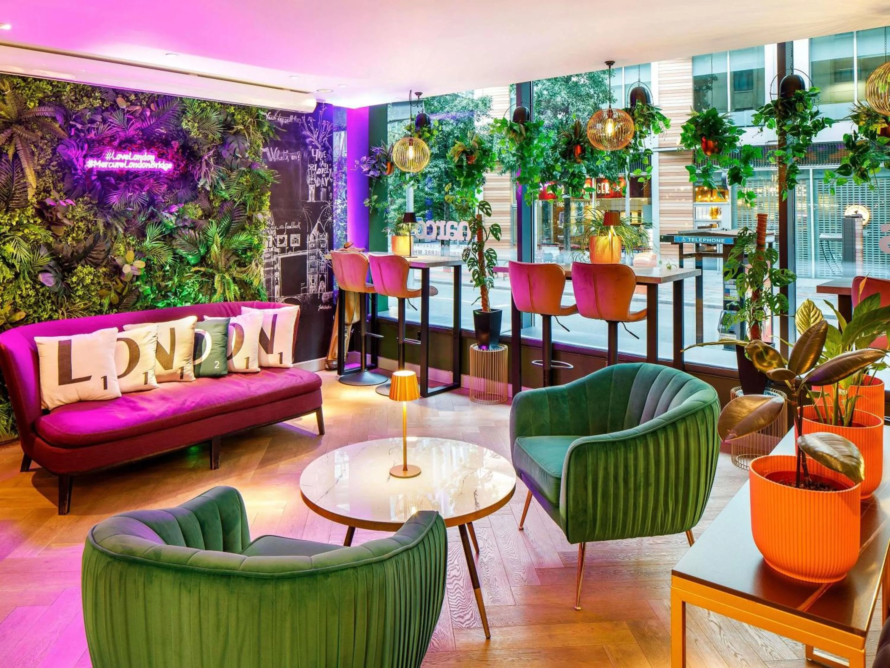 Property building in Mercure London Bridge