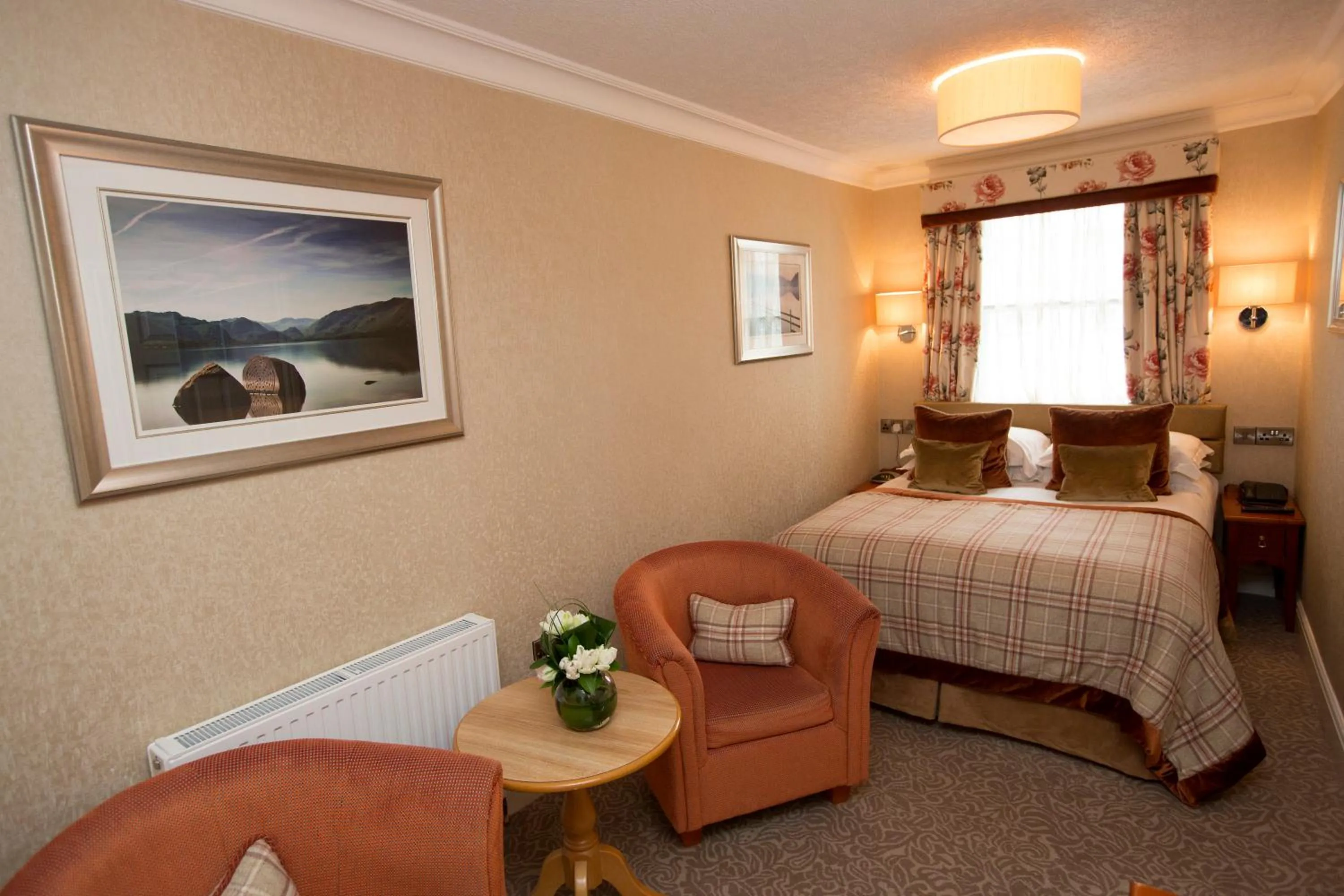 Bed in The Kings Arms Hotel