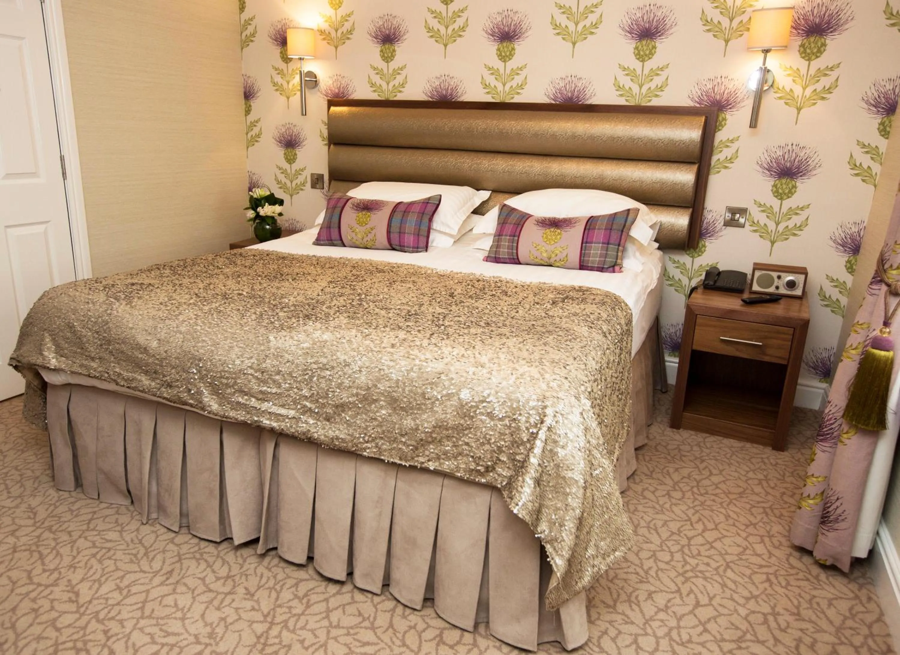 Bed in The Kings Arms Hotel