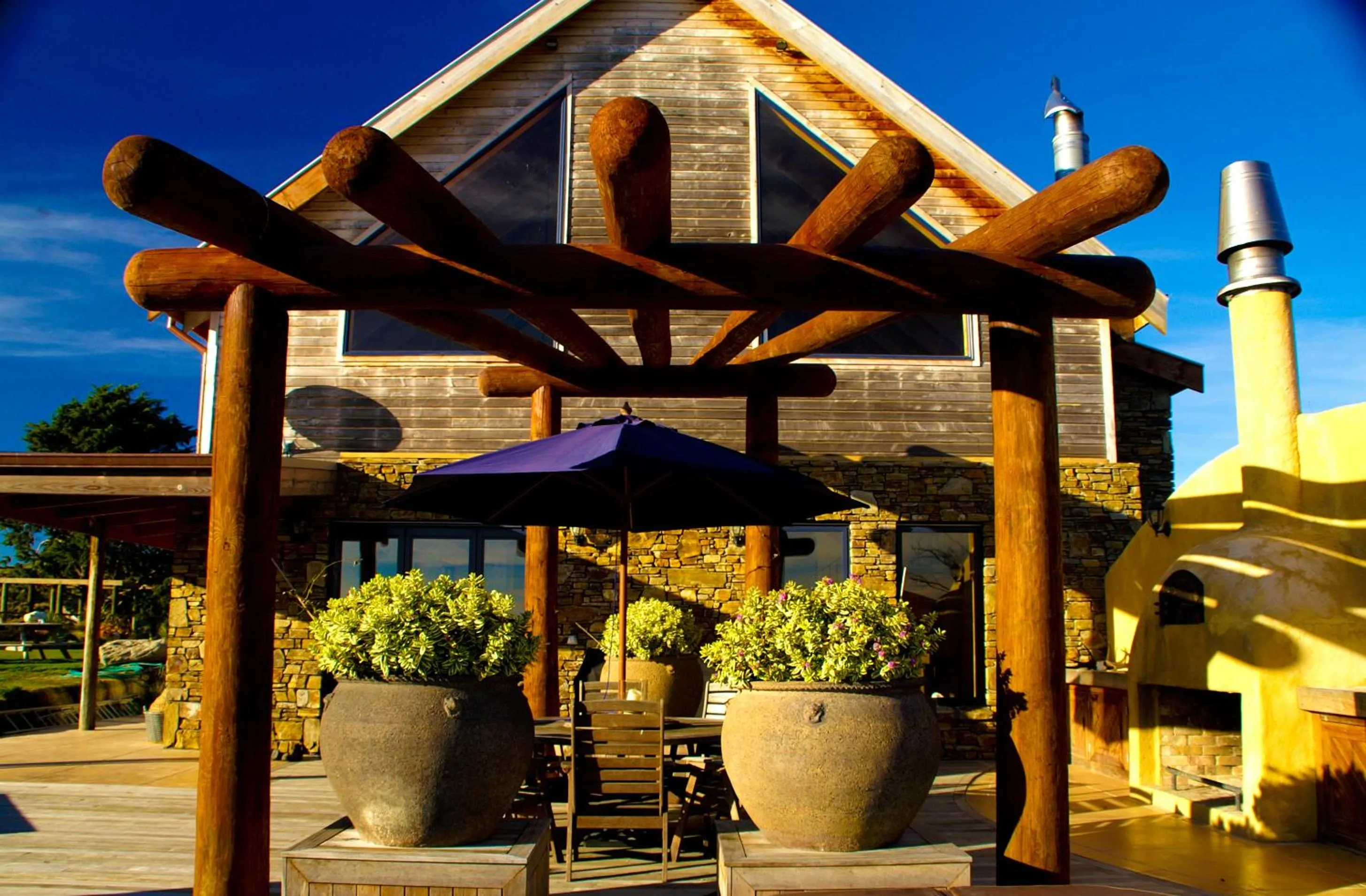Facade/entrance in Tree House Lodge Bed & Breakfast