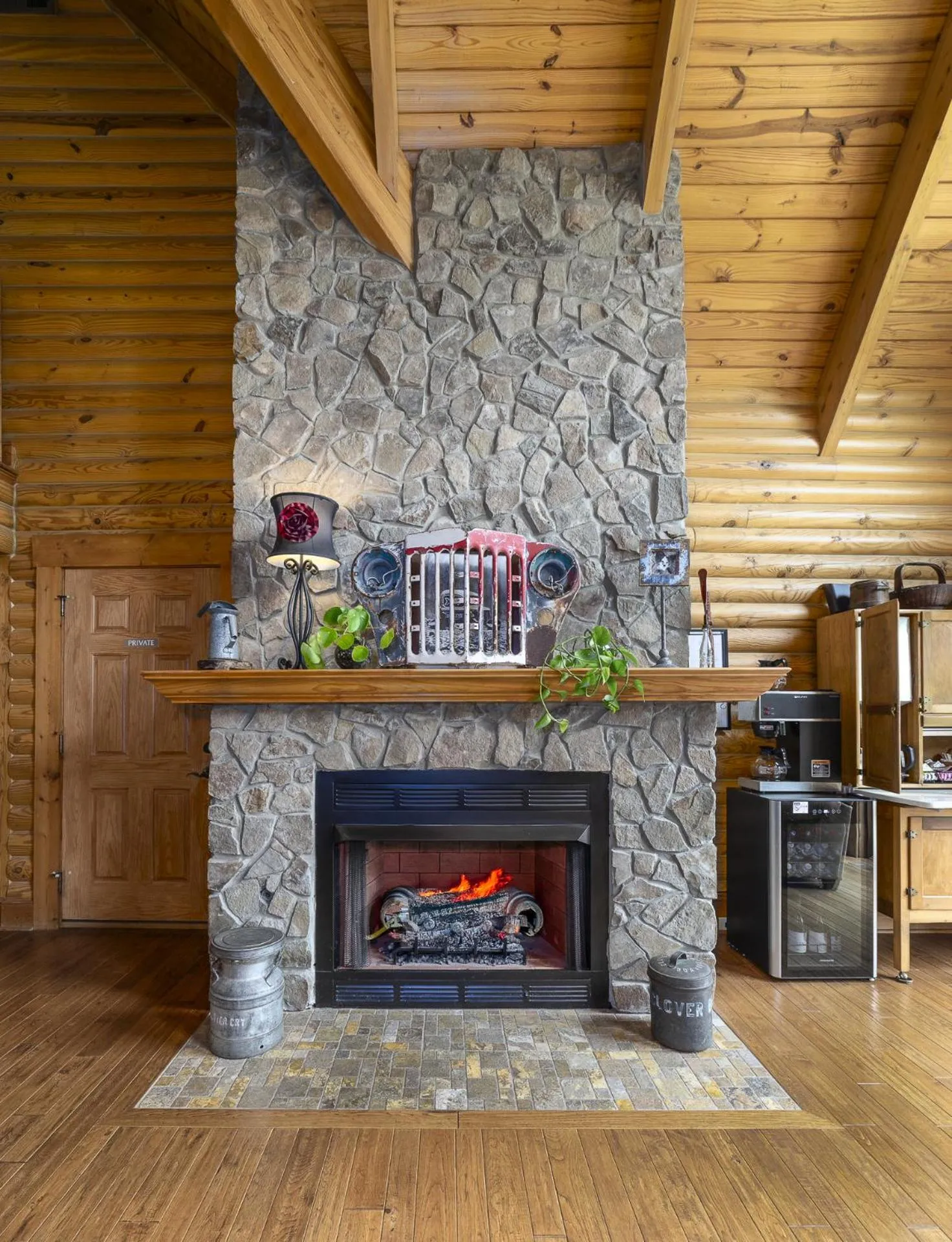 Dining area in Shirley's Bed And Breakfast