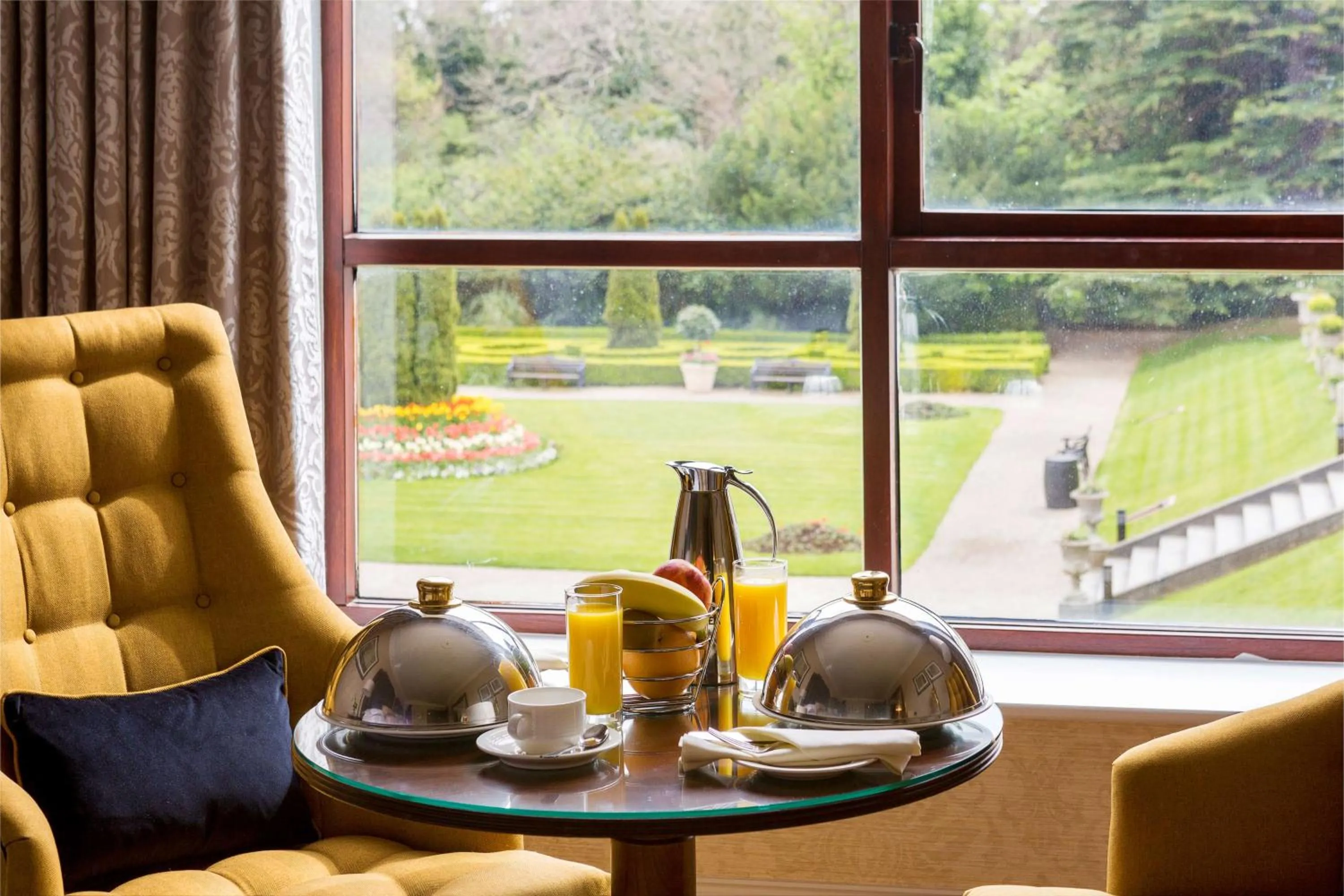 Photo of the whole room in St Helen's Hotel, Dublin