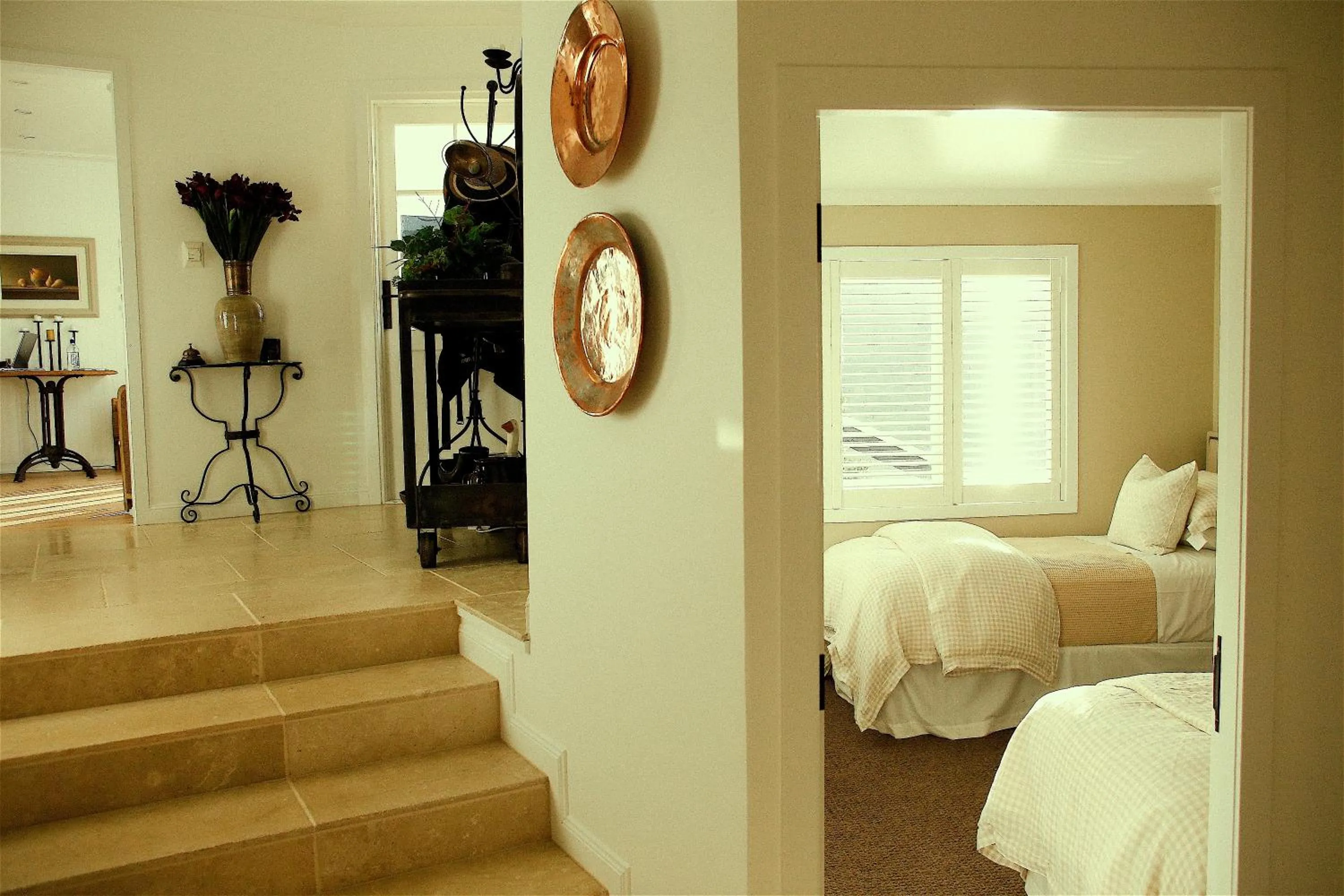 Bed in Ngamihi Lodge