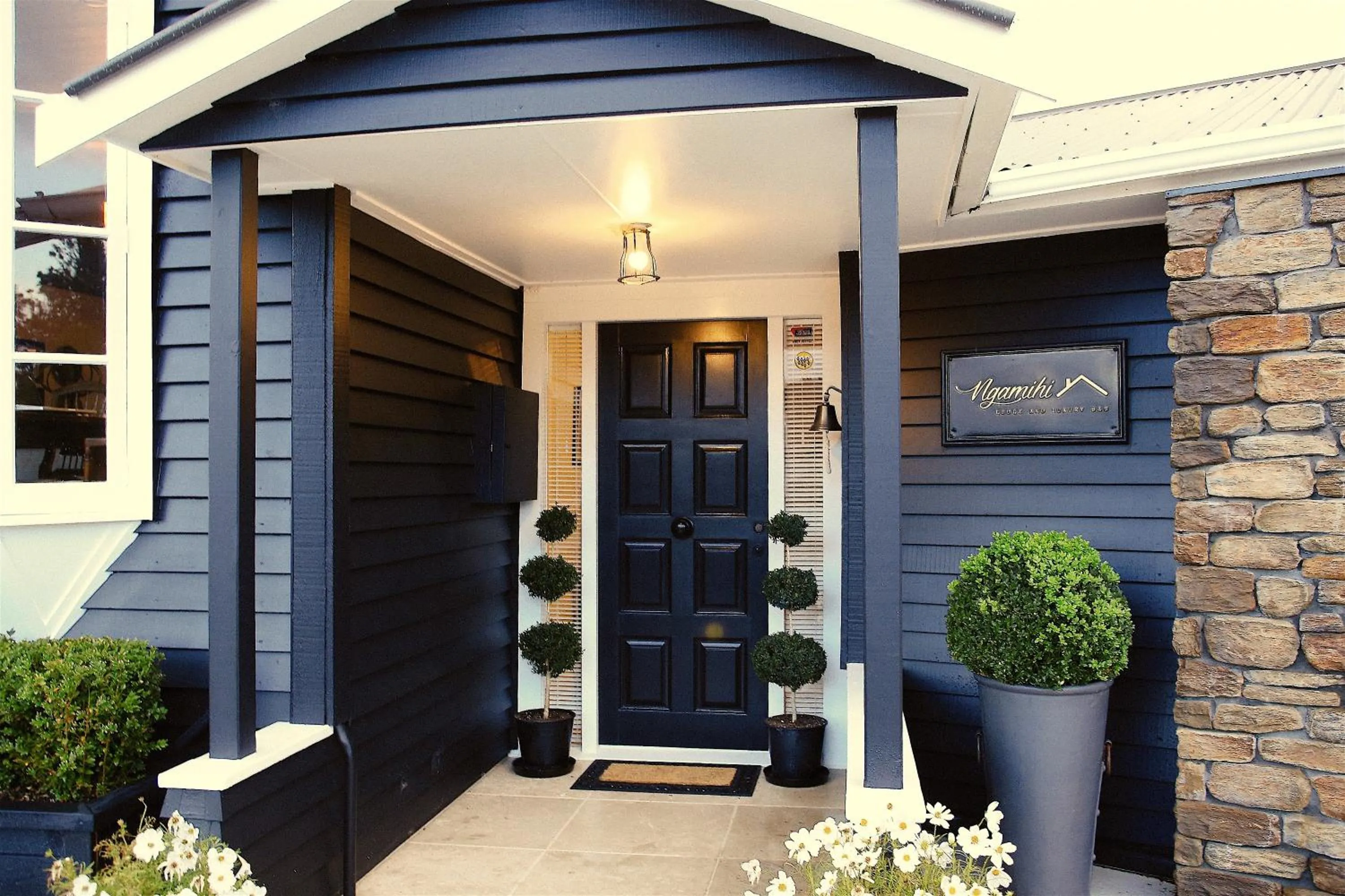 Facade/entrance in Ngamihi Lodge