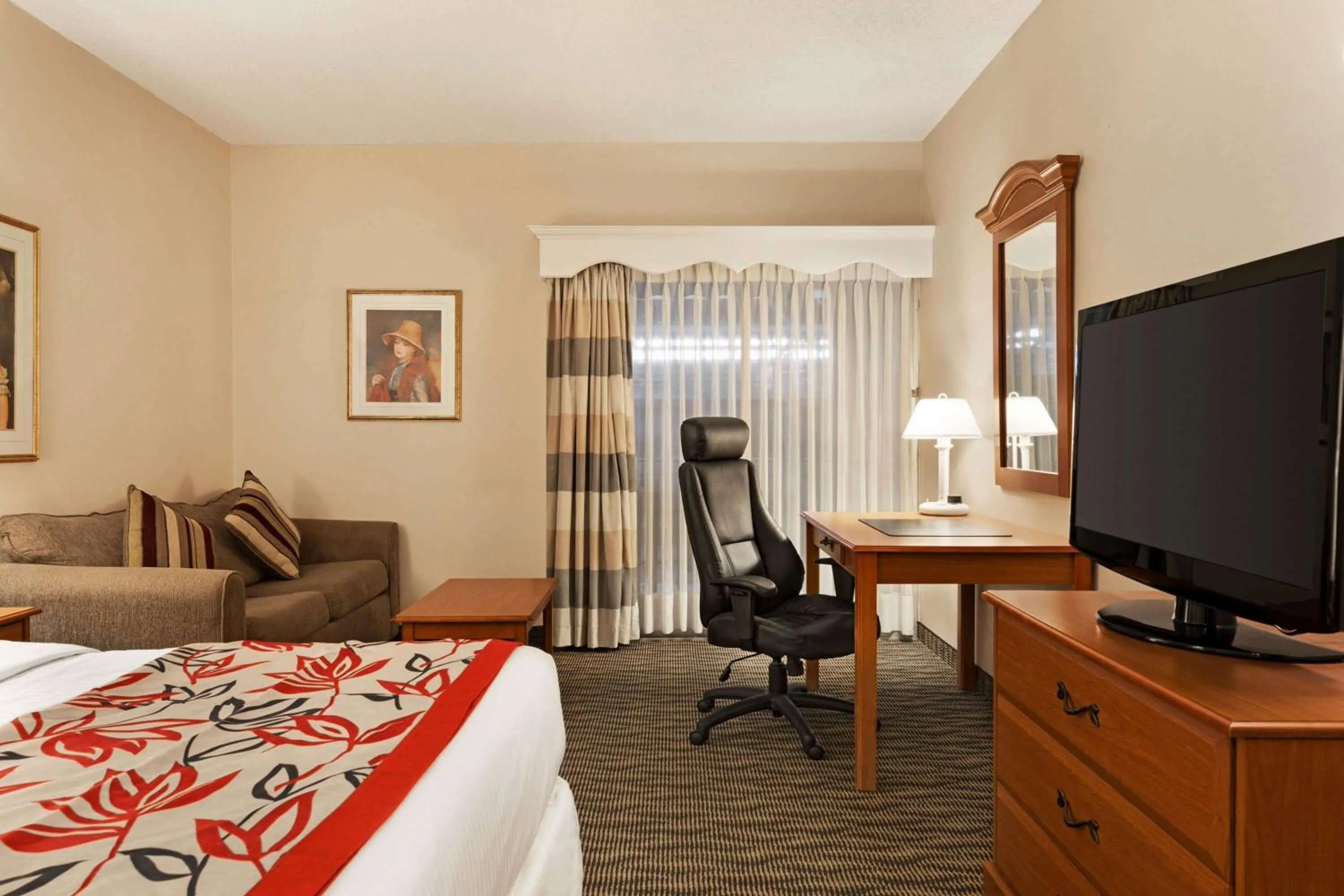Photo of the whole room, Bed in Ramada by Wyndham Fredericton