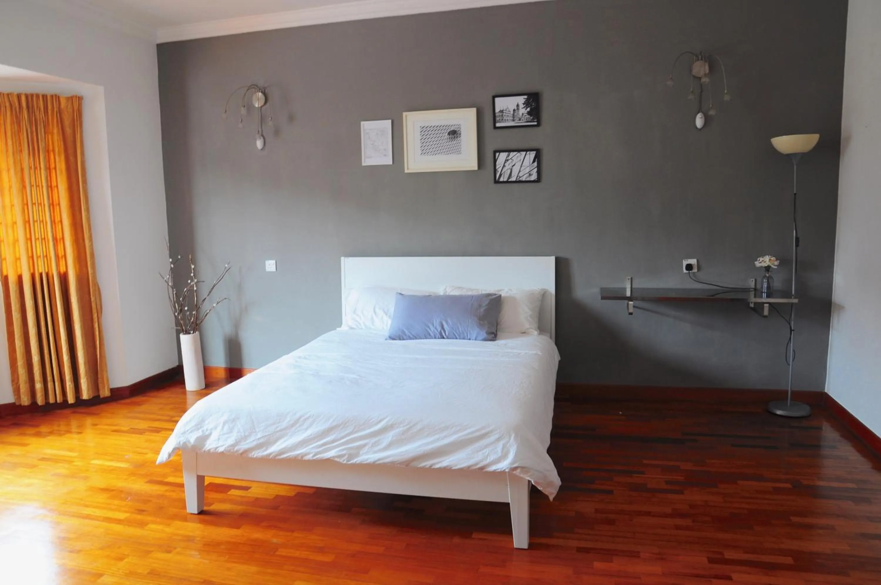 Bedroom, Bed in GRAYHAUS Guest House