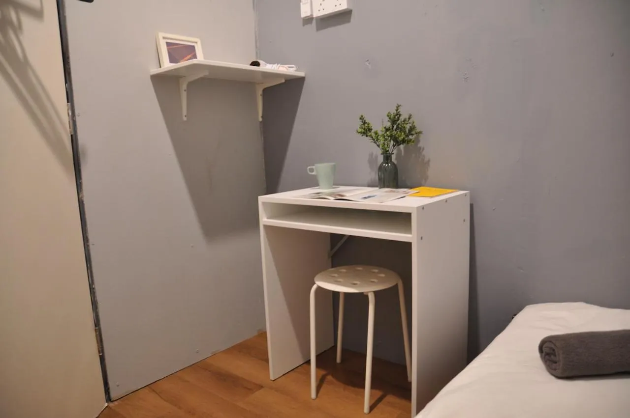 GRAYHAUS Guest House