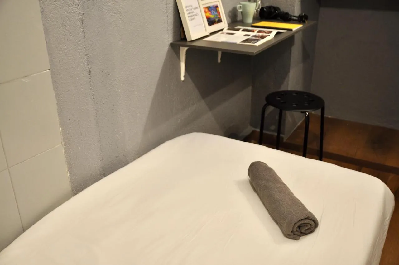 GRAYHAUS Guest House