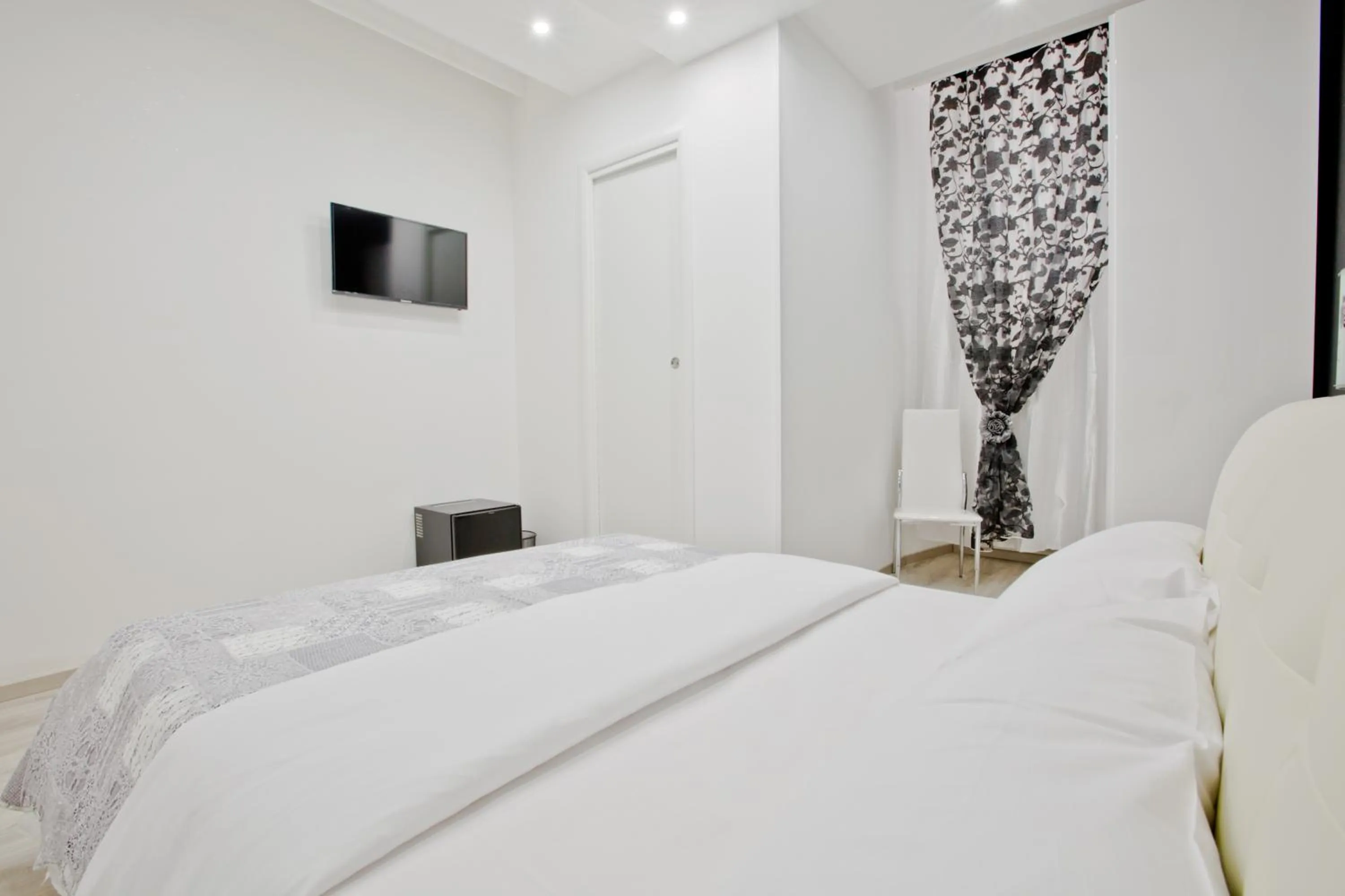 Bed in New Rome house 2