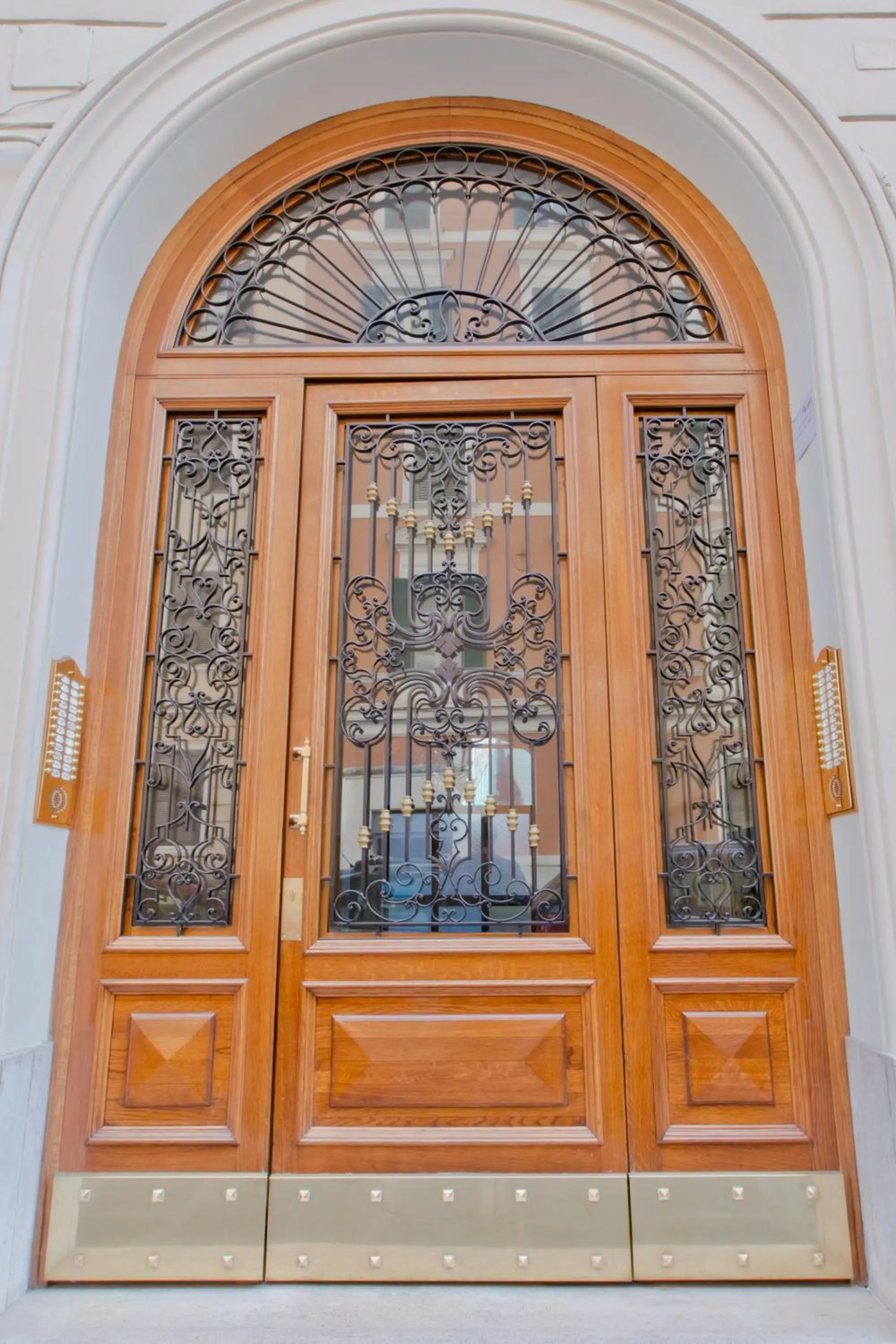 Property building in New Rome house 2