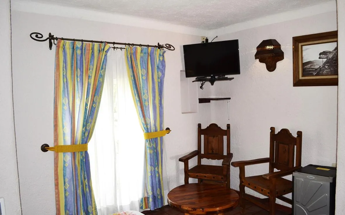 TV and multimedia in Villas Arqueologicas Teotihuacan