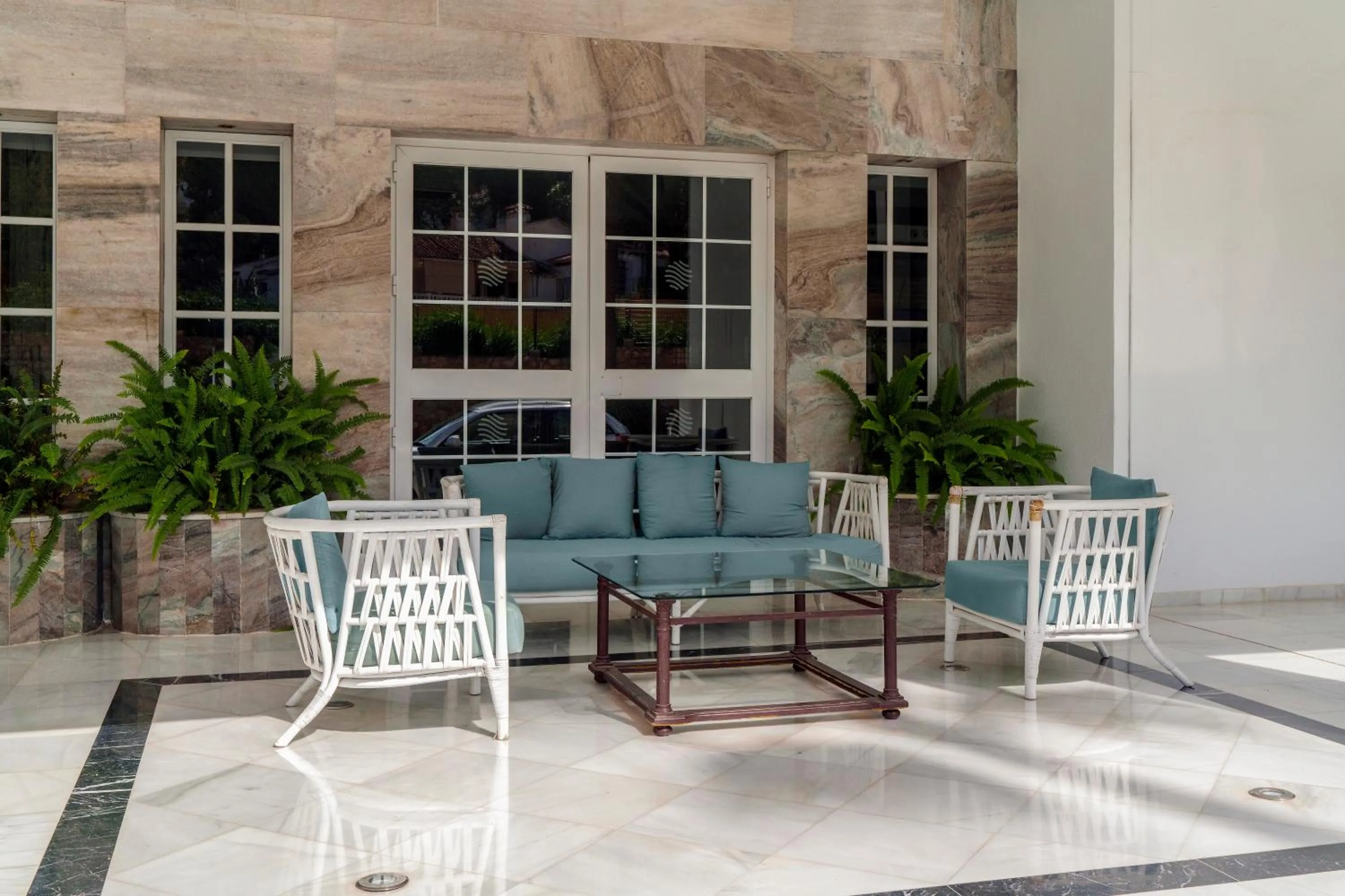 Lounge or bar in AluaSun Costa Park