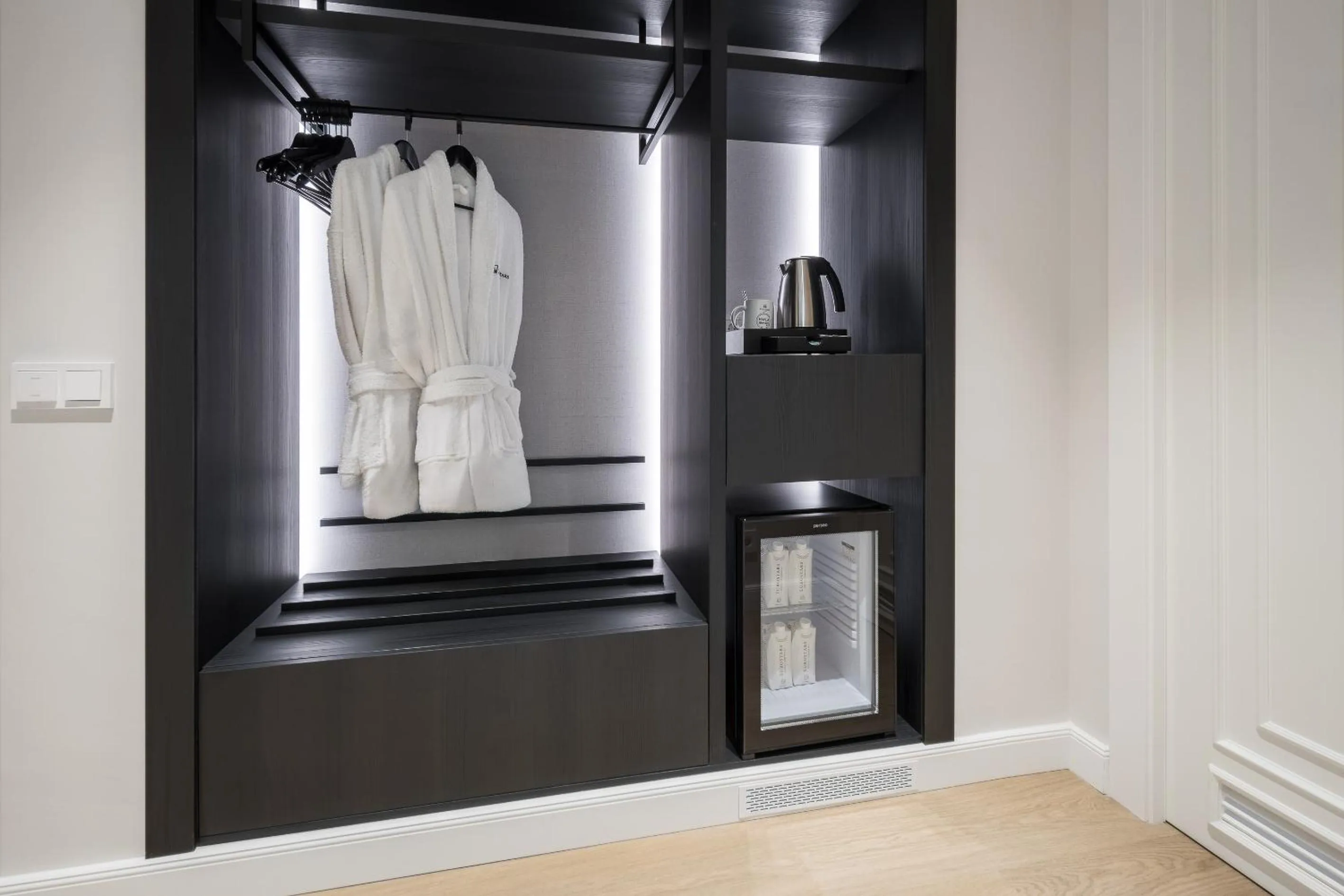 wardrobe in Eurostars San Antón