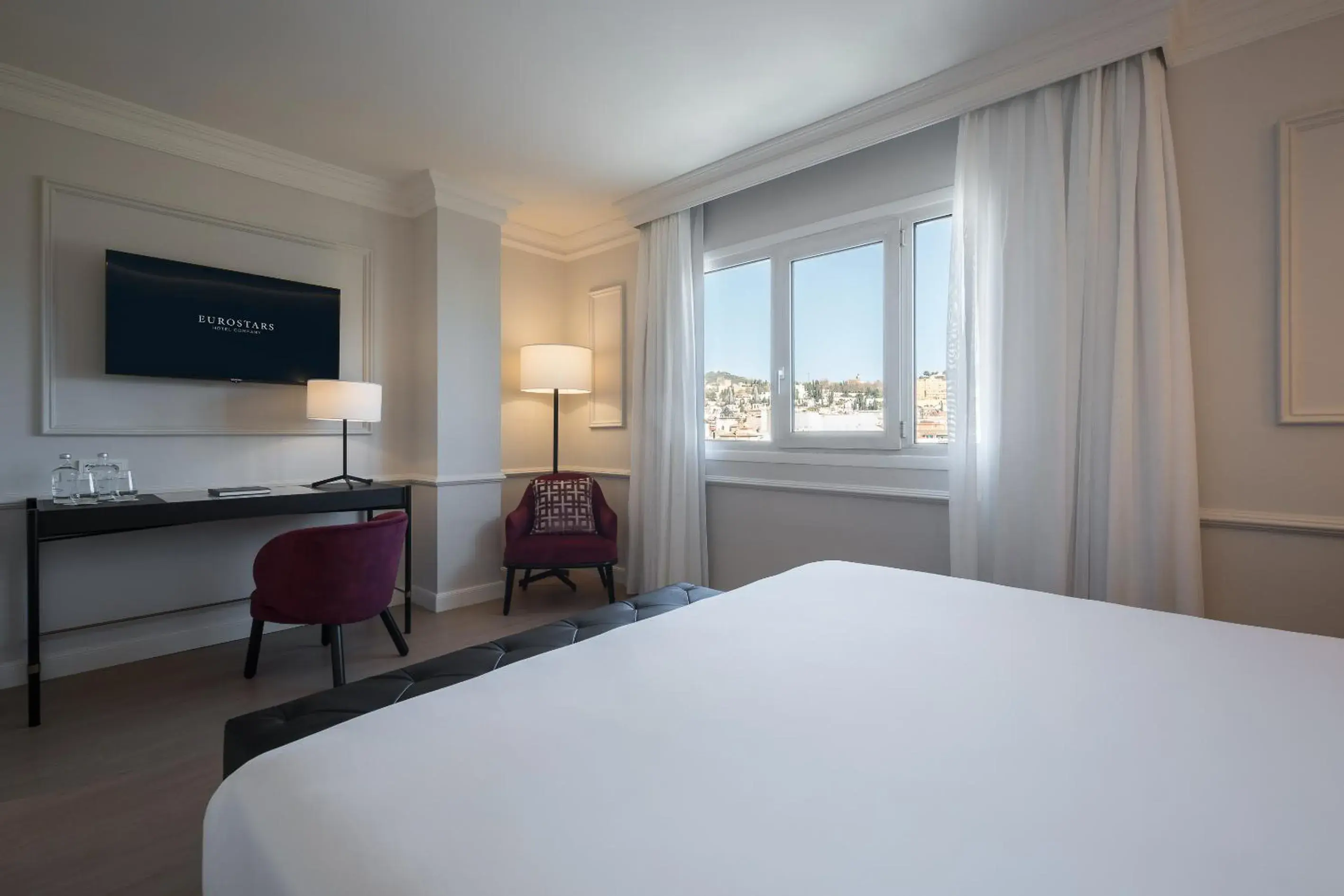 Double or Twin Room with View in Eurostars San Antón Double or Twin Room with View in Eurostars San Antón