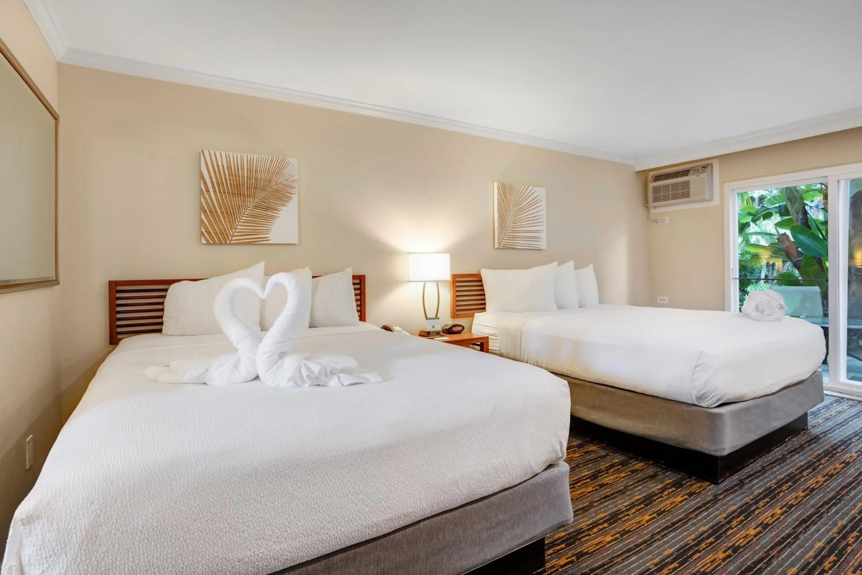 Bed in The Dana on Mission Bay