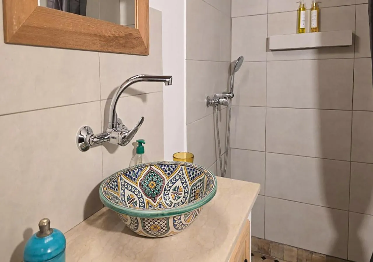 Bathroom in Dar Le 44