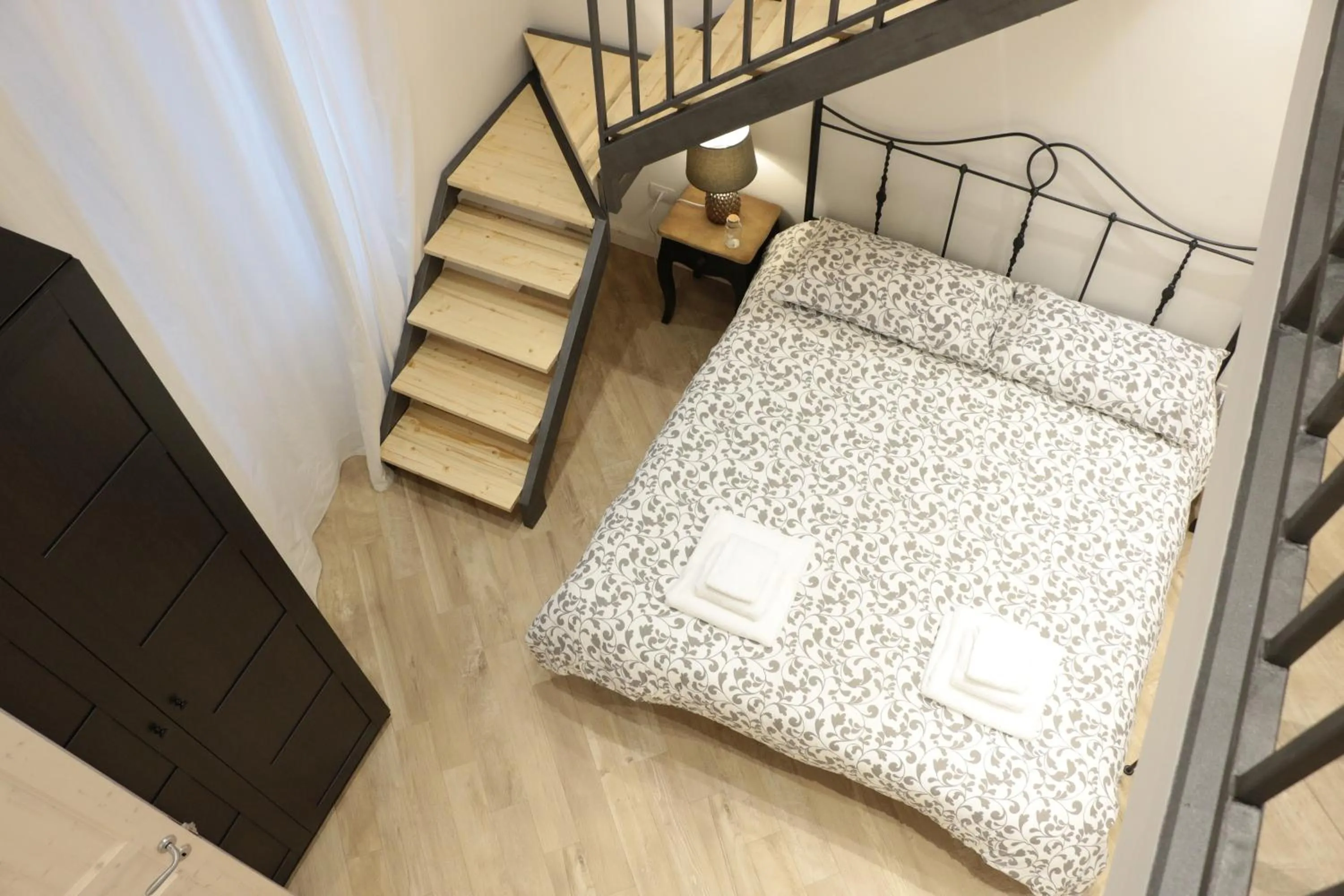 Bedroom, Bed in La Scalinata di Chiaia