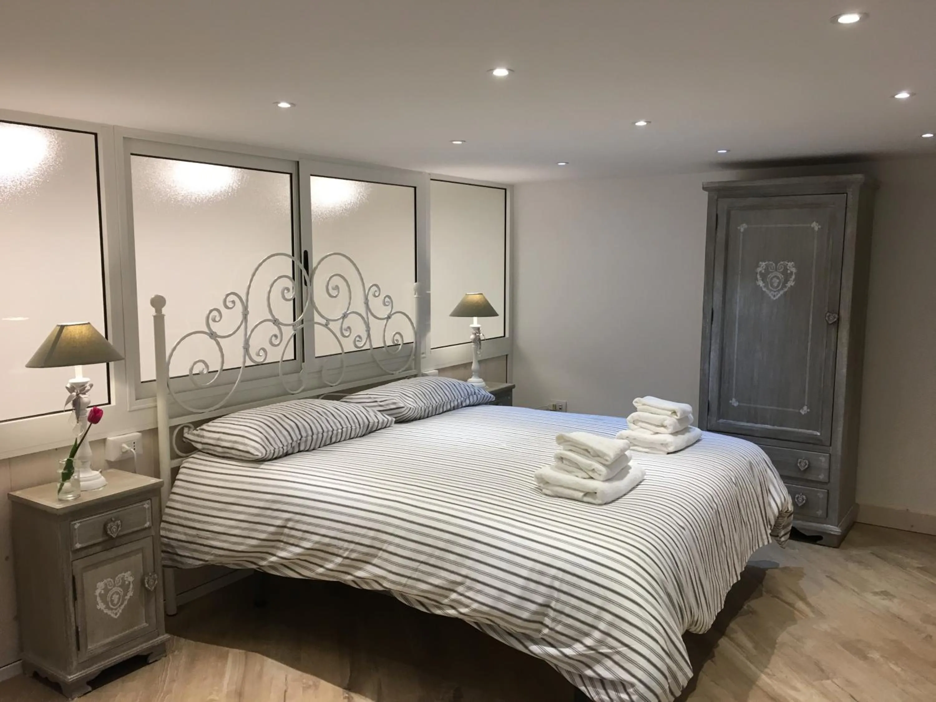 Bedroom, Bed in La Scalinata di Chiaia