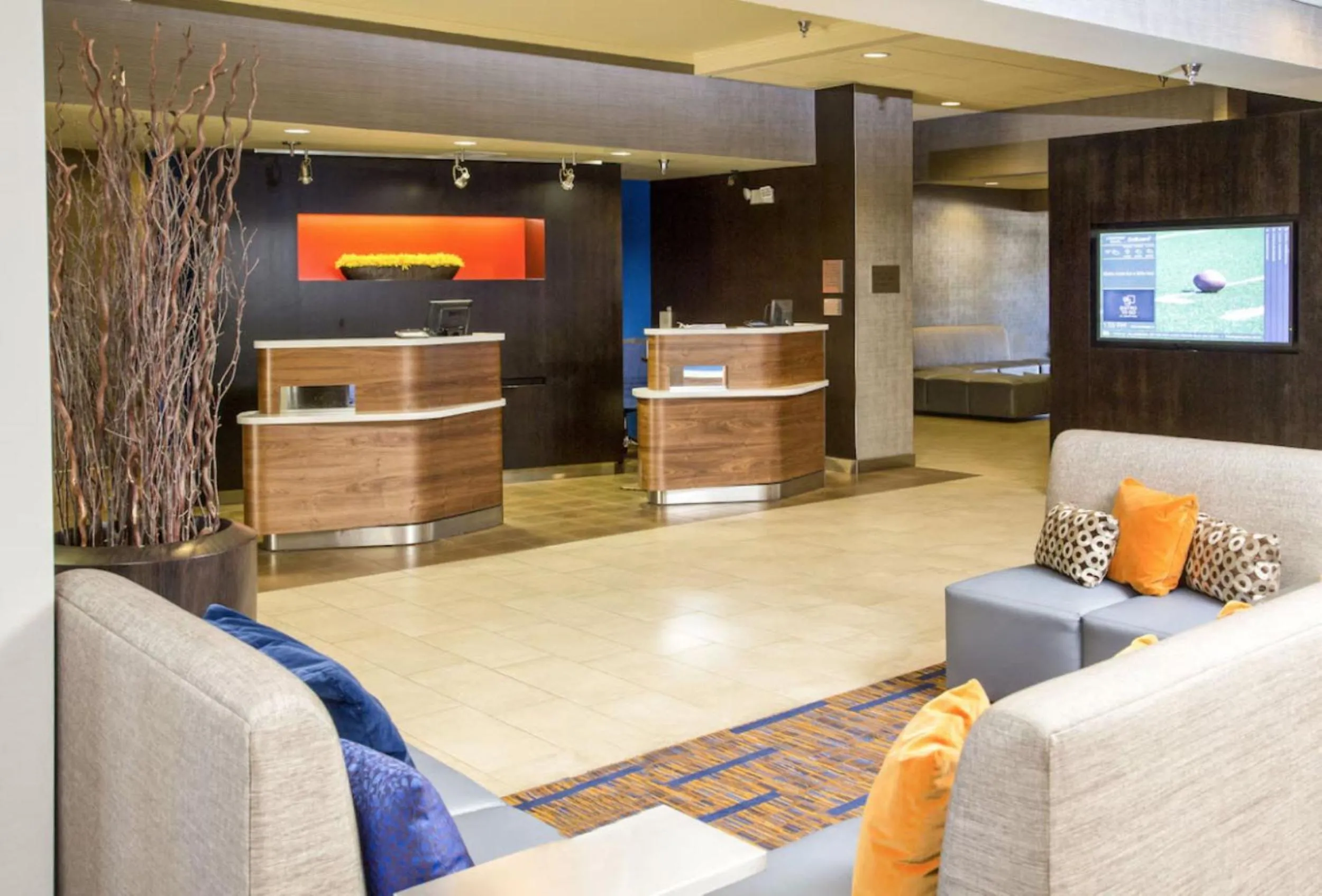 Lobby or reception in Courtyard by Marriott Riverside UCR/Moreno Valley Area
